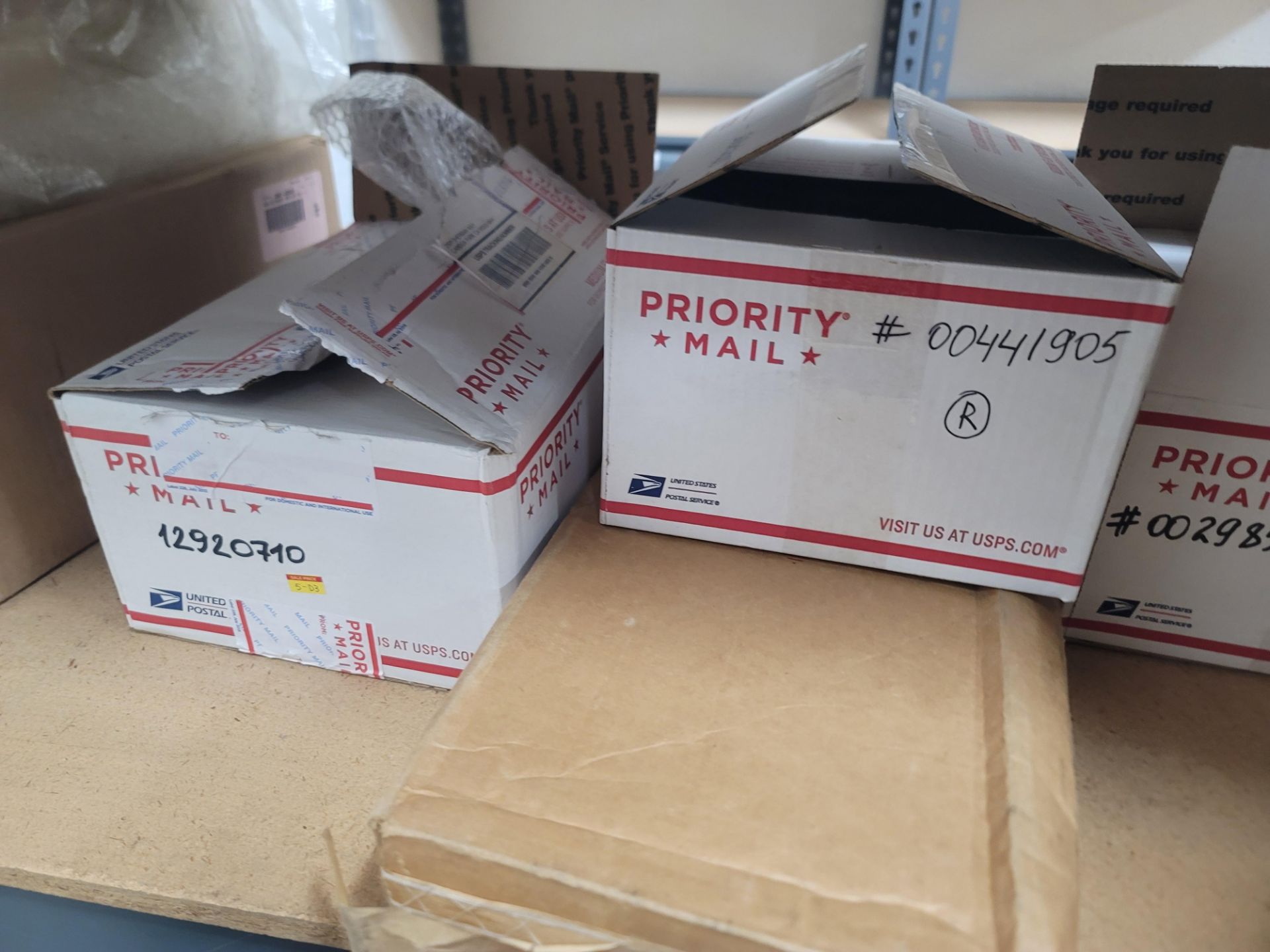 LOT - 8' SHELF UNIT W/ CONTENTS OF APPLIANCE REPLACEMENT PARTS - Image 13 of 19