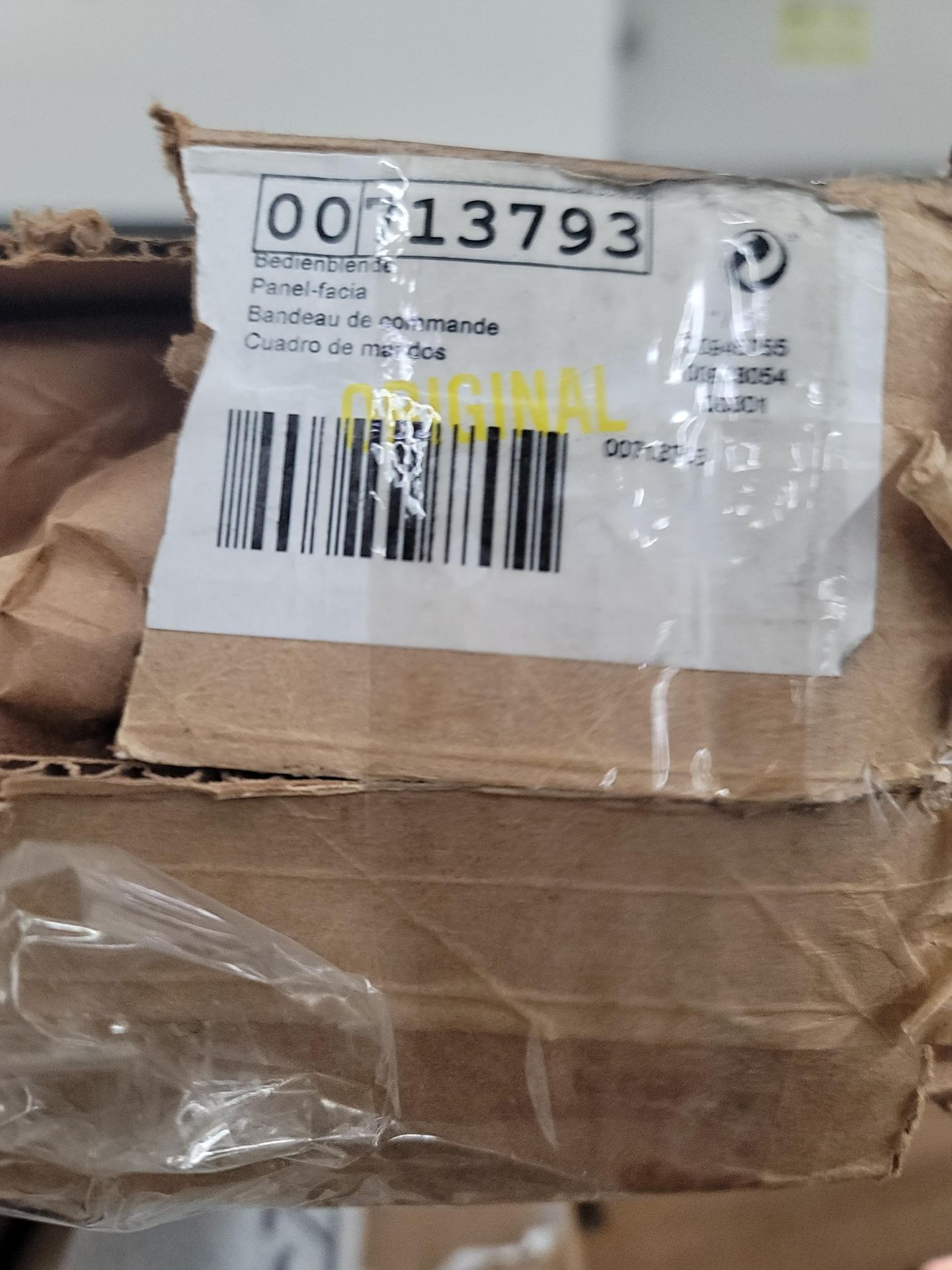 LOT - CONTENTS ONLY OF WIRE CART, TO CONTAIN APPLIANCE REPLACEMENT PARTS, PLUS BOX OF PARTS IN - Image 2 of 29