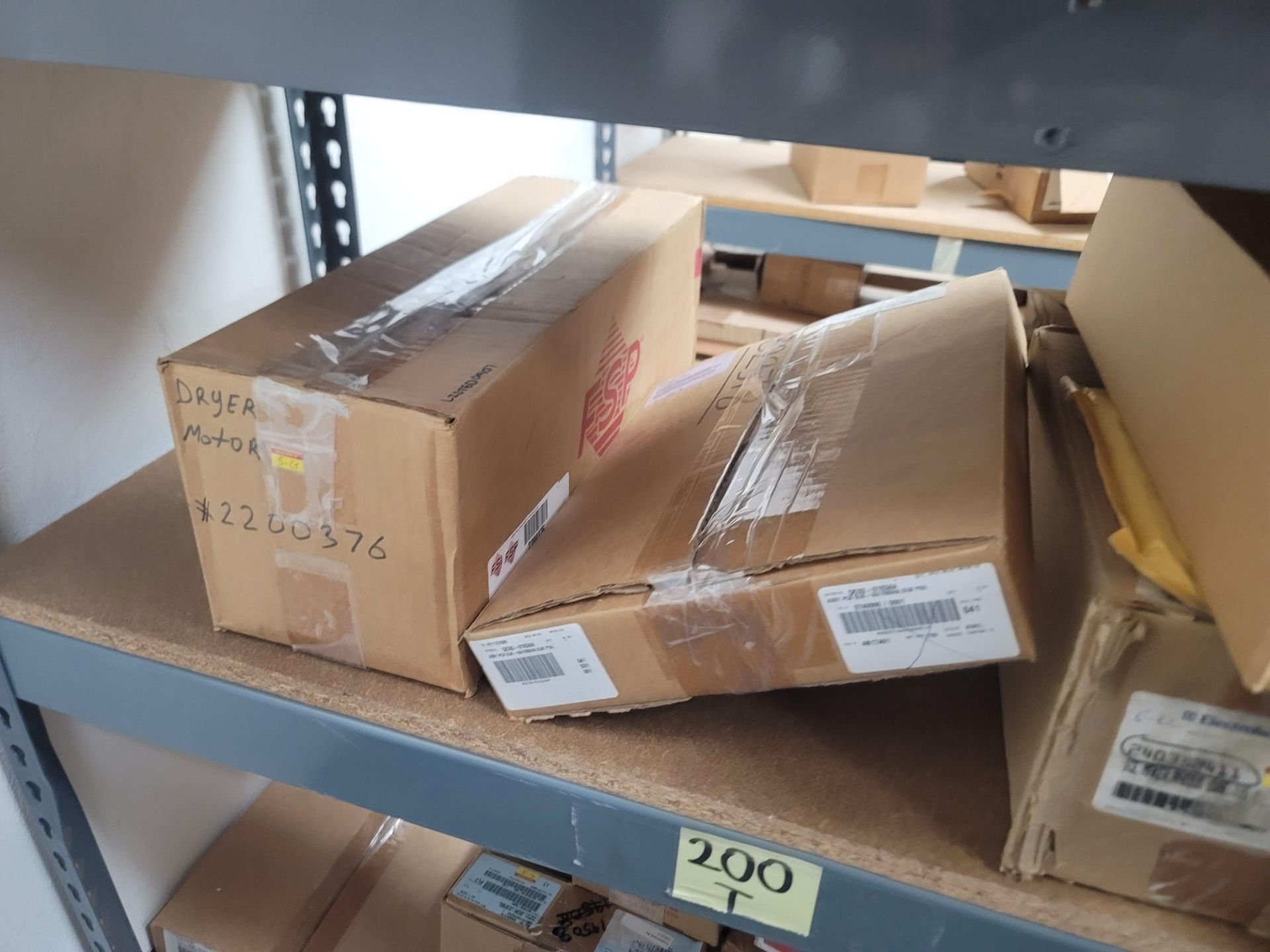 LOT - 8' SHELF UNIT W/ CONTENTS OF APPLIANCE REPLACEMENT PARTS - Image 15 of 18