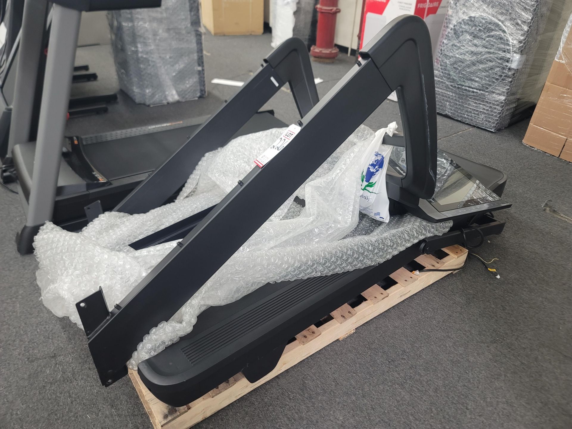 NORDICTRACK TREADMILL FOR PARTS ONLY, (DON'T KNOW IF ALL PARTS ARE THERE OR NOT), MODEL NTL17122.19, - Image 2 of 4
