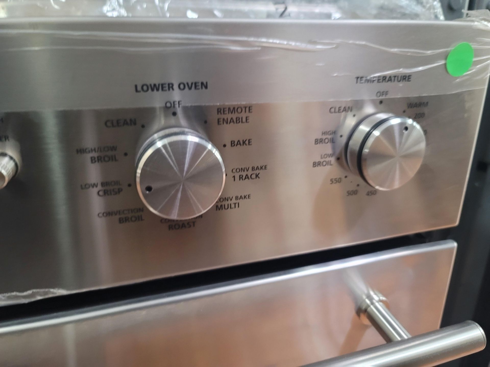 MONOGRAM 30" SMART DOUBLE ELECTRIC WALL OVEN IN STAINLESS STEEL, CAPACITY: UPPER 5.0 CU. FT. / LOWER - Image 3 of 6