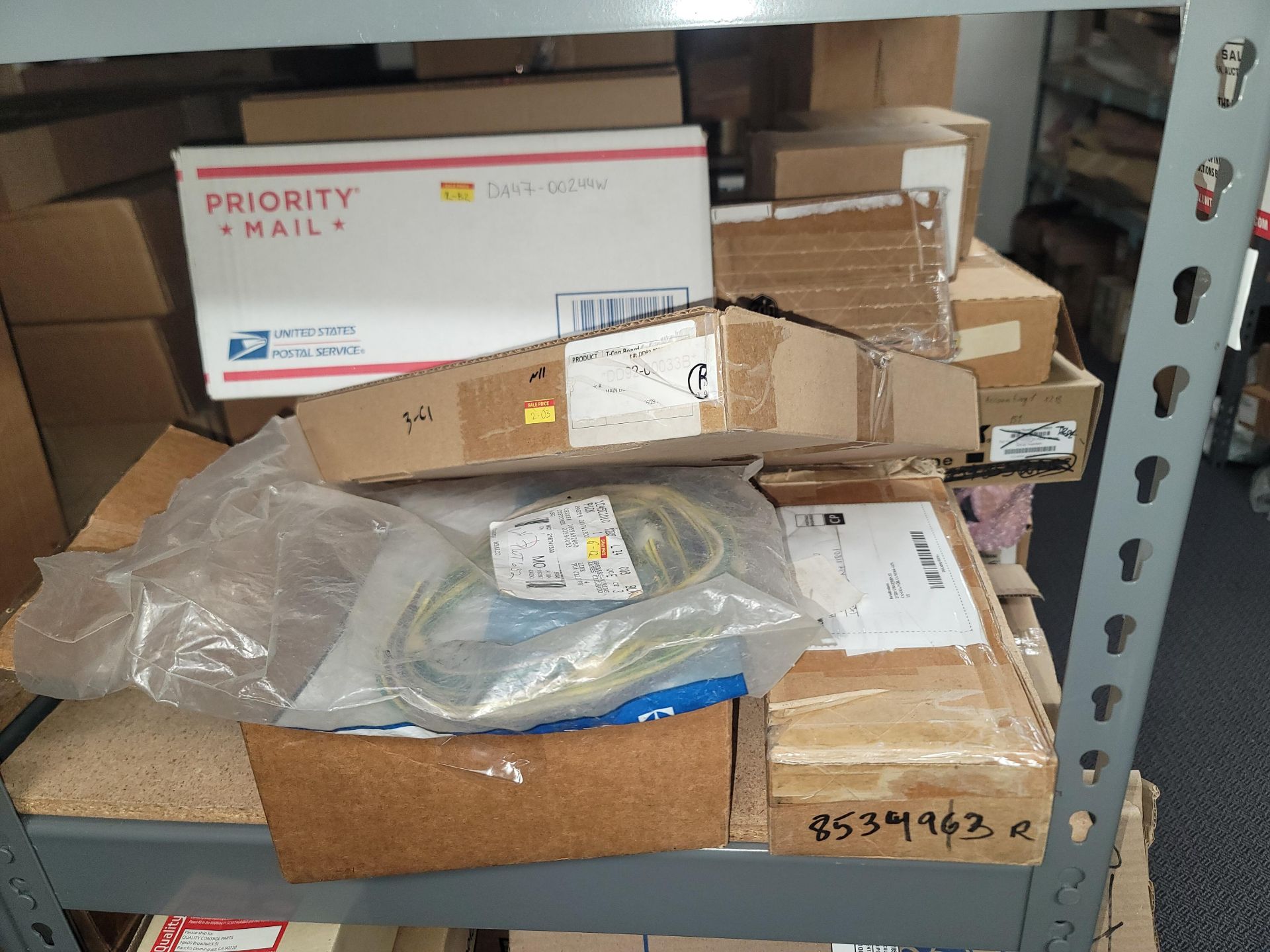 LOT - 8' SHELF UNIT W/ CONTENTS OF APPLIANCE REPLACEMENT PARTS - Image 3 of 16