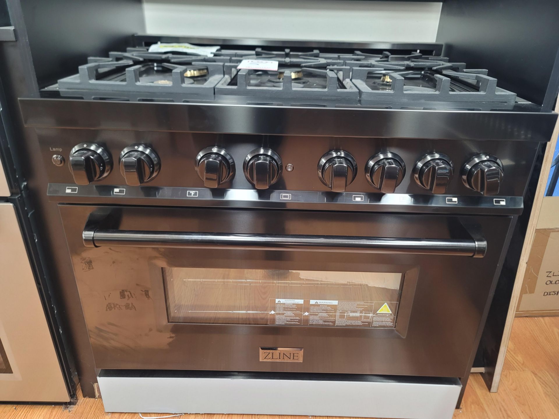 ZLINE 36" FREESTANDING DUAL FUEL RANGE W/ (6) BURNERS AND 4.6 CU. FT. OVEN CAPACITY IN BLACK, - Image 3 of 5