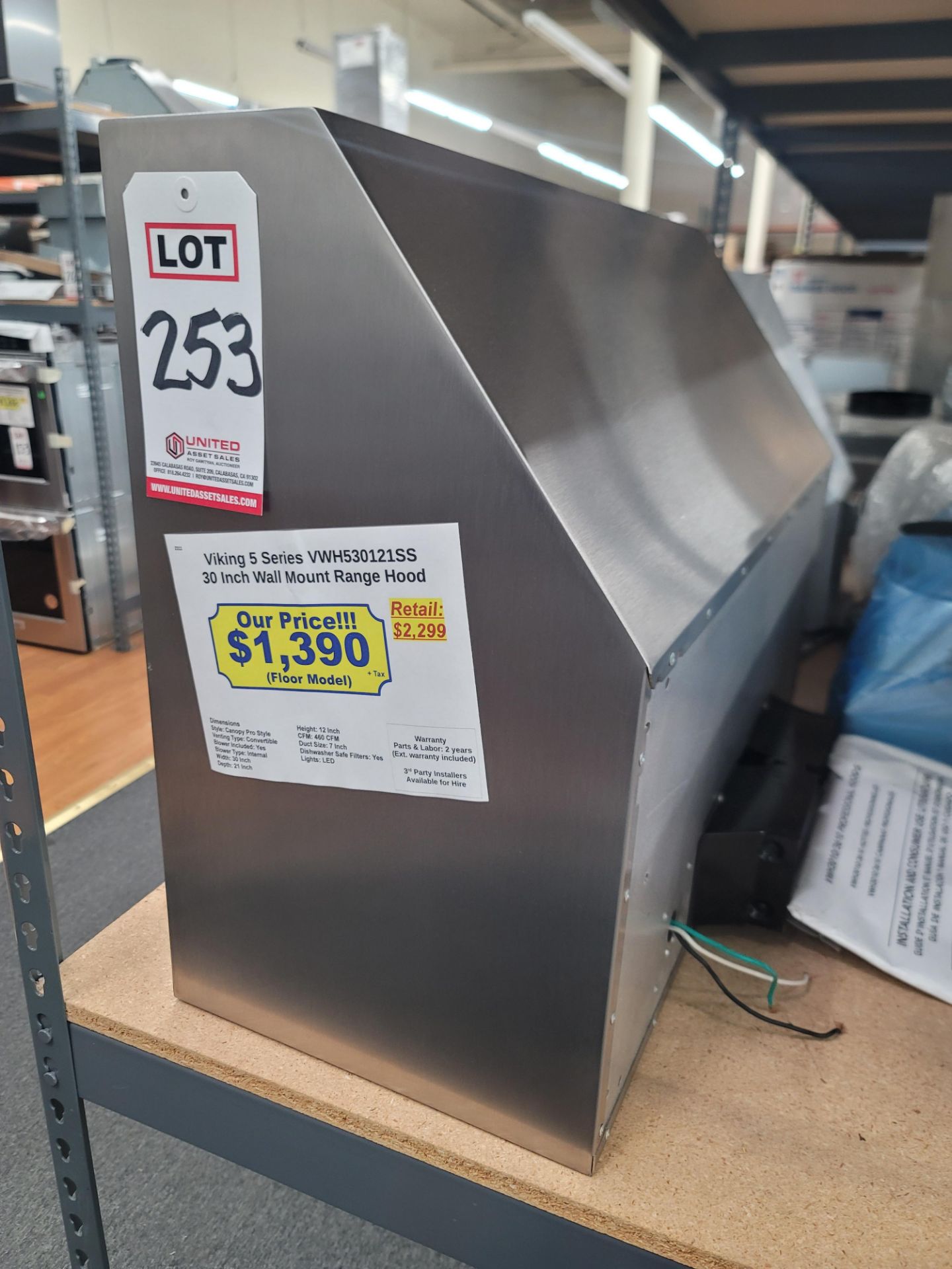 VIKING 5 SERIES 30" WALL MOUNT RANGE HOOD, MODEL VWH530121SS