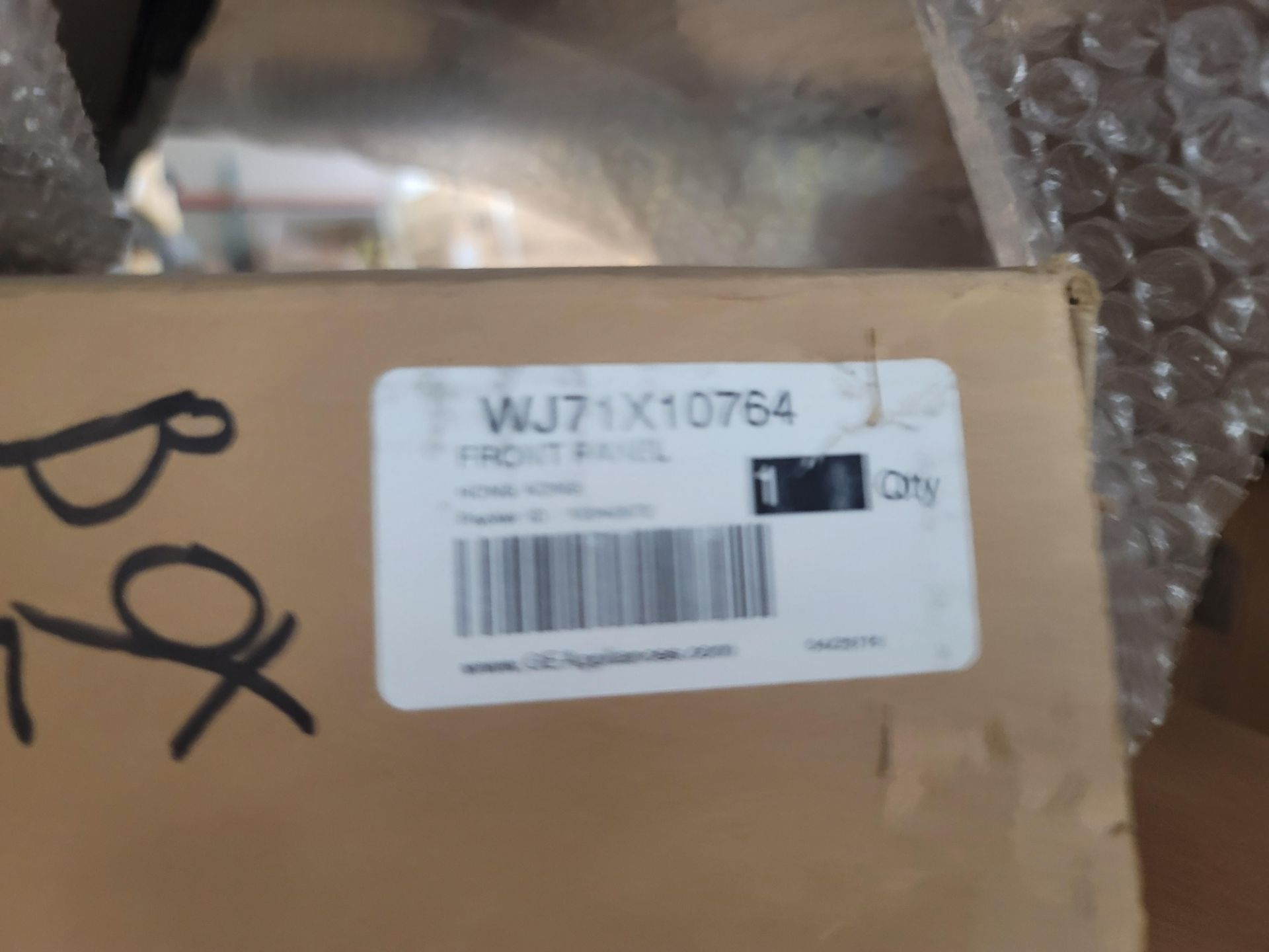 LOT - CONTENTS OF (2) 8' X 4' SHELVES, TO INCLUDE LOOSE AND BOXED APPLIANCE REPLACEMENT PARTS - Image 6 of 24