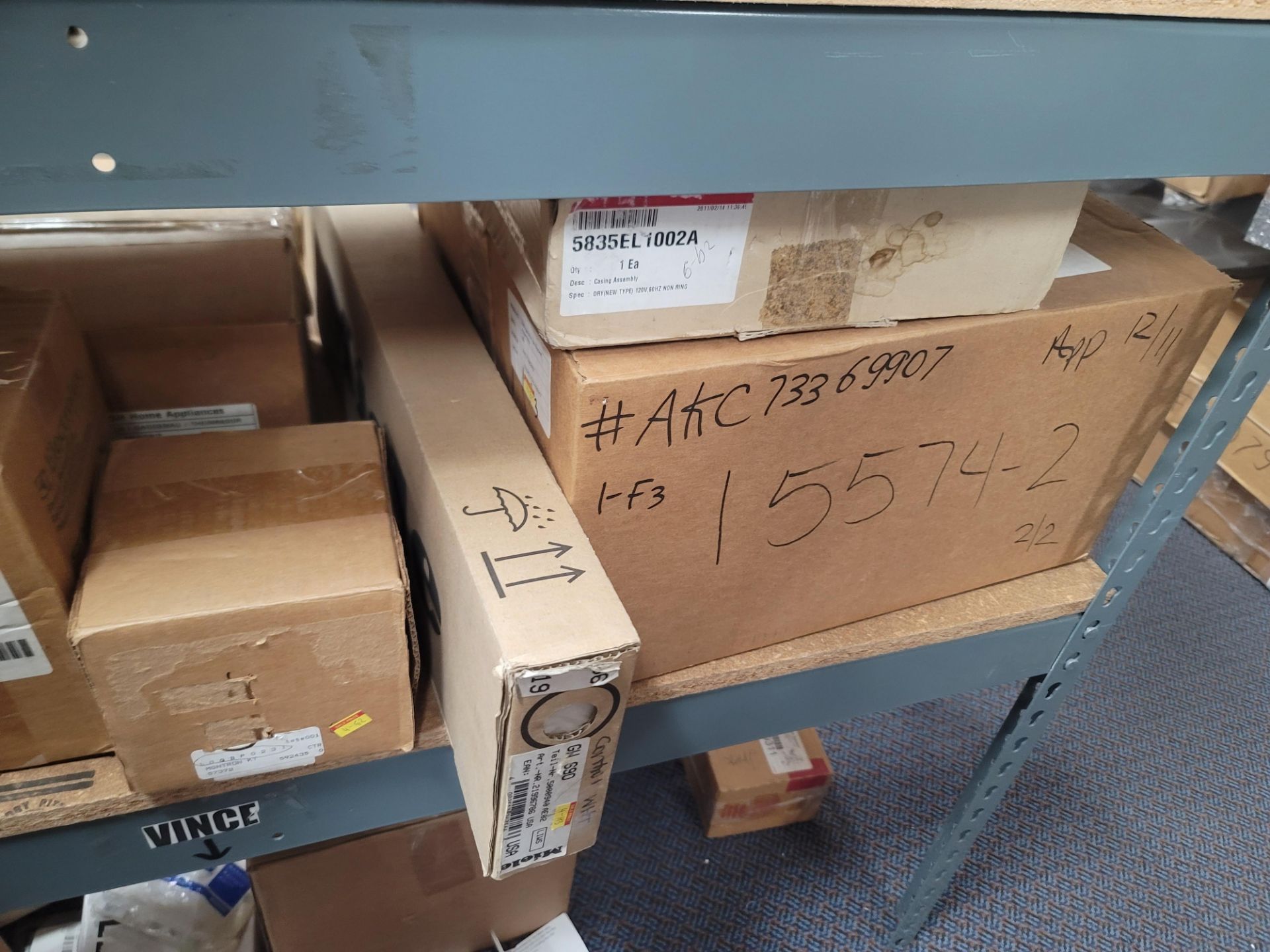 LOT - 8' SHELF UNIT W/ CONTENTS OF APPLIANCE REPLACEMENT PARTS - Image 12 of 19