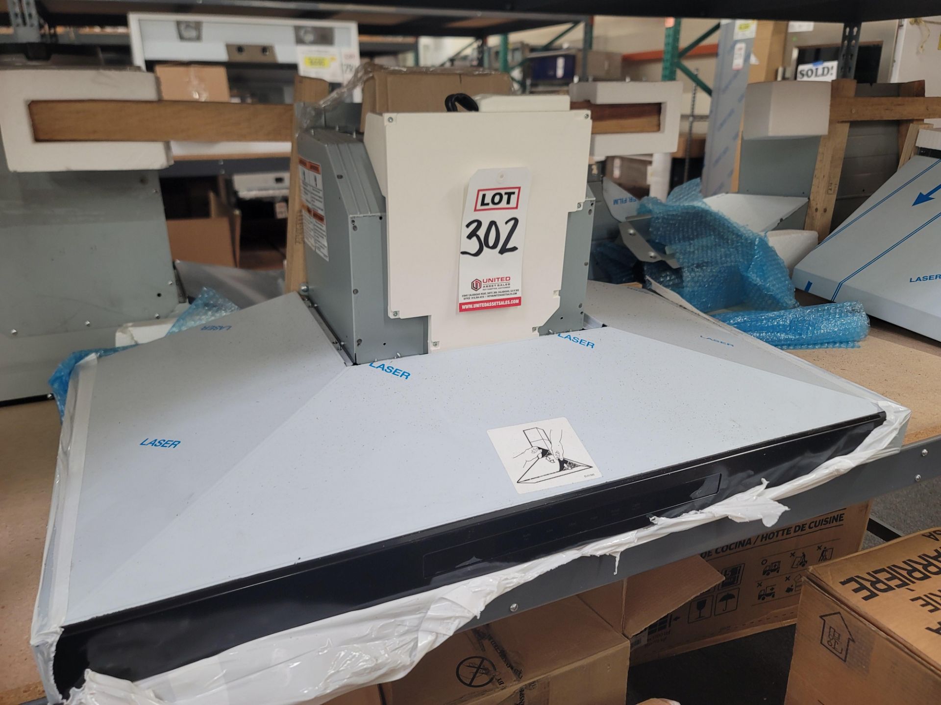 KITCHENAID 36" WALL MOUNT CANOPY RANGE HOOD, MODEL KVWB606DBS