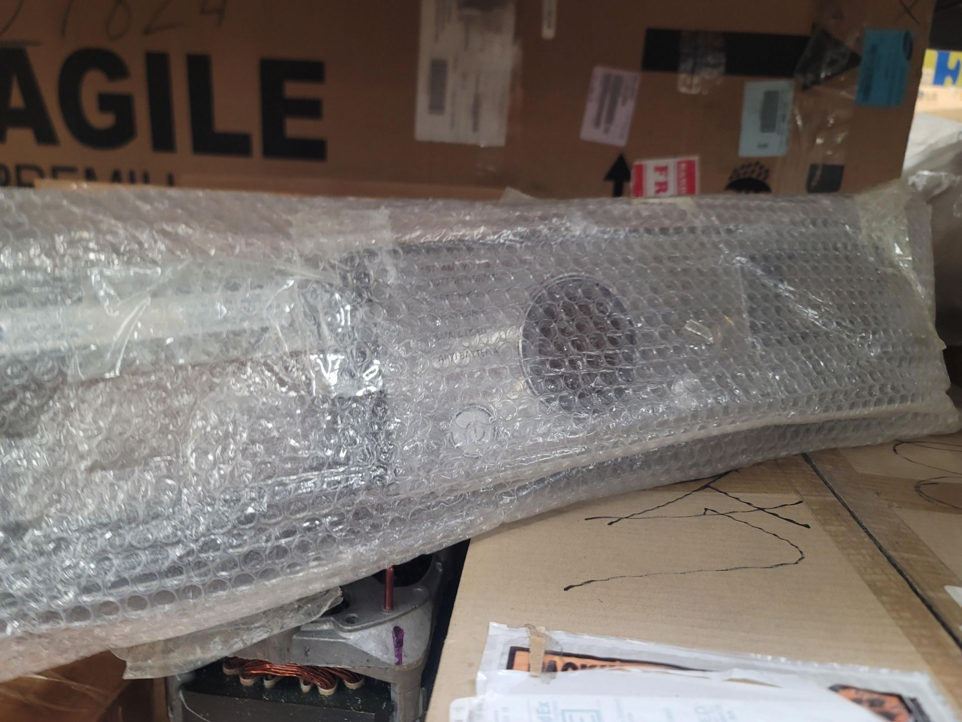 LOT - CONTENTS OF (2) 8' X 4' SHELVES, TO INCLUDE LOOSE AND BOXED APPLIANCE REPLACEMENT PARTS - Image 10 of 20