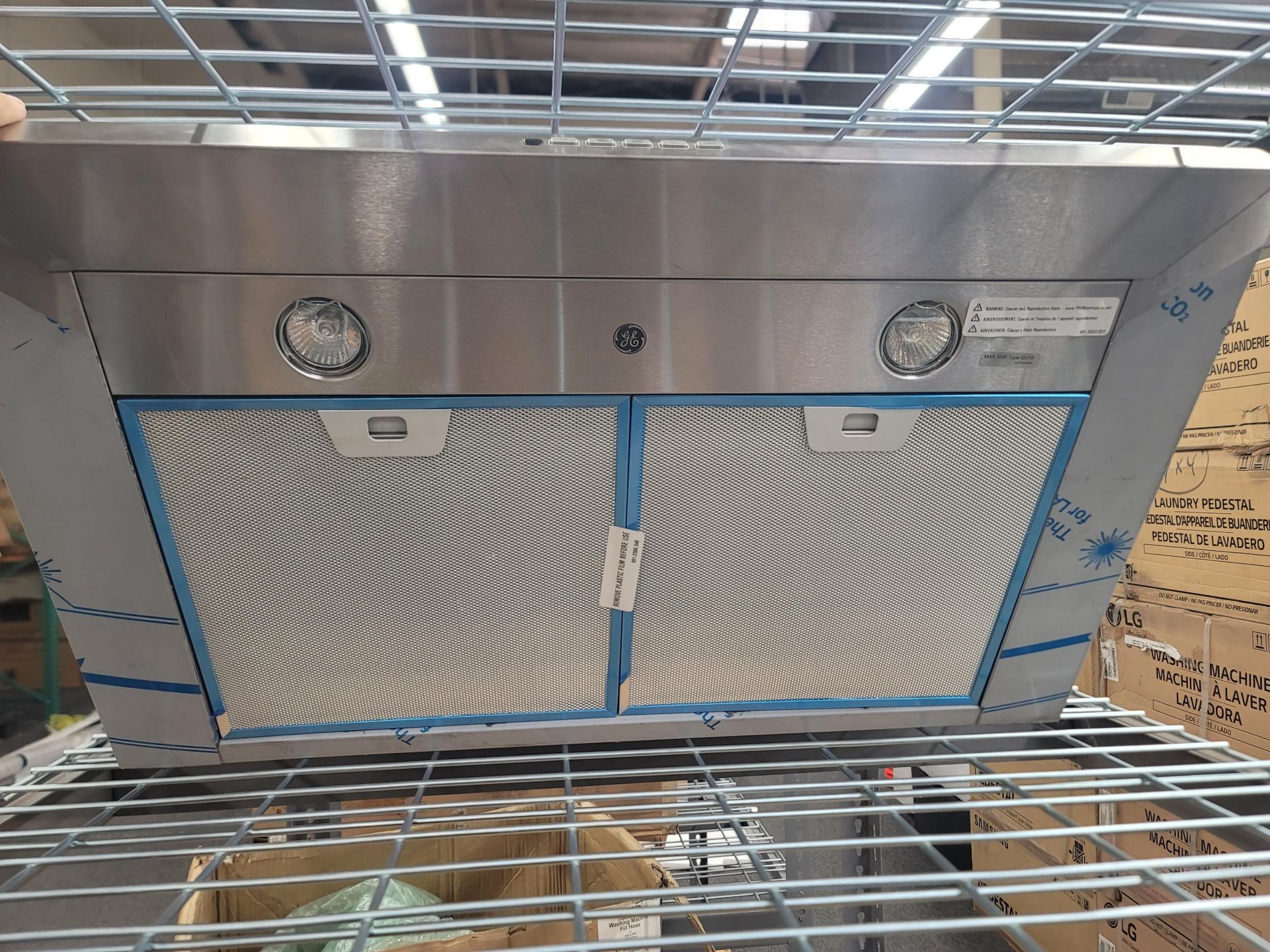 GE 30" WALL MOUNT PYRAMID CHIMNEY HOOD, MODEL JVW5301SJ1SS - Image 2 of 2