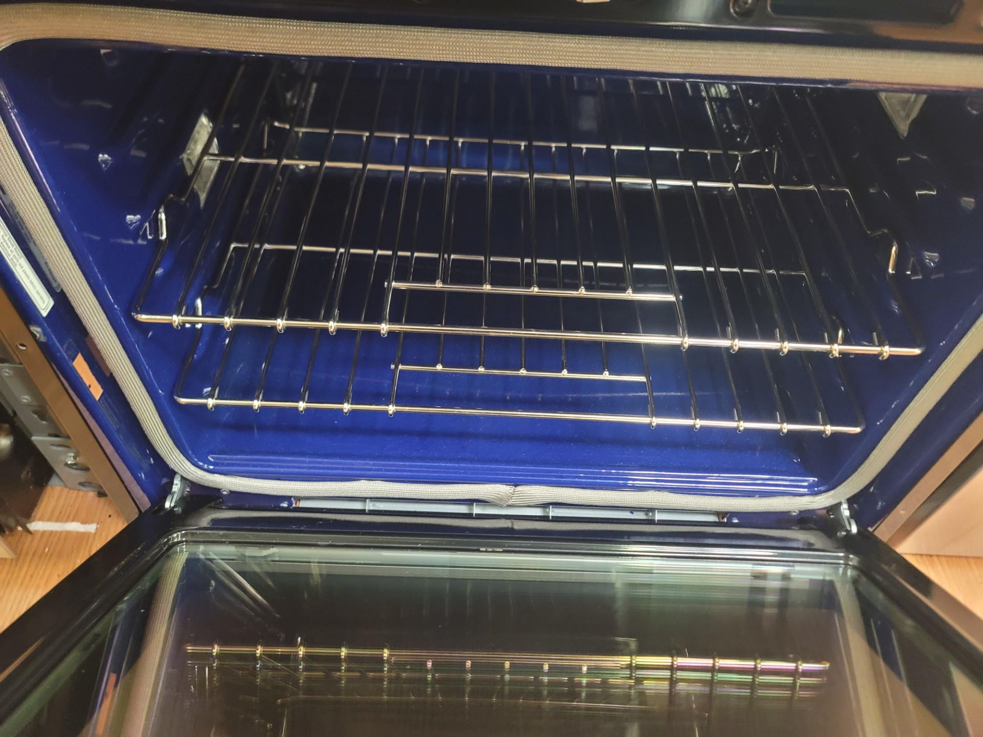 KITCHENAID 30" DOUBLE CONVECTION ELECTRIC WALL OVEN IN STAINLESS STEEL, CAPACITY: UPPER 5.0 CU. - Image 5 of 6