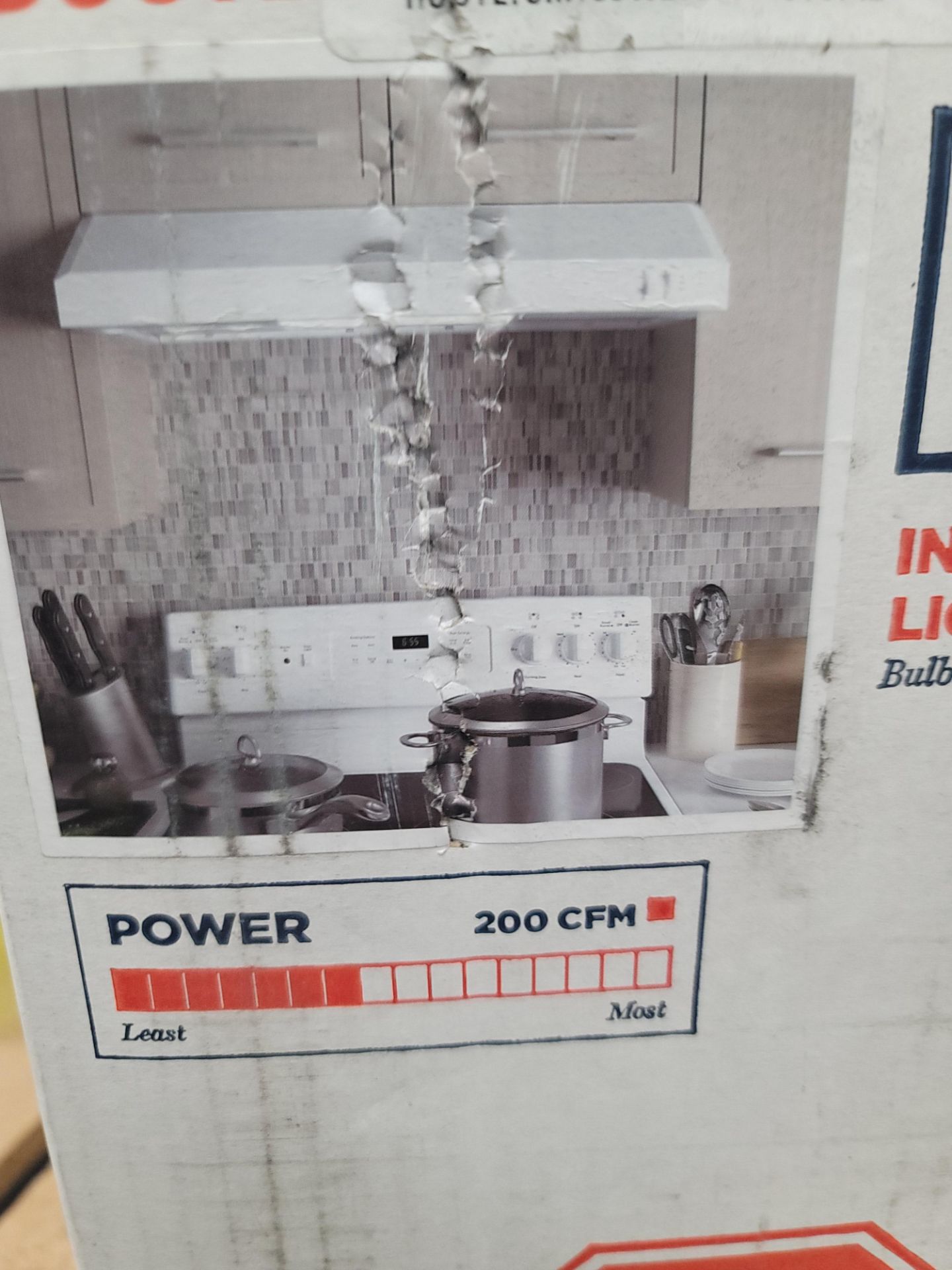 GE 30" UNDER CABINET RANGE HOOD IN WHITE, MODEL JVX3300DJWM, IN ORIGINAL CARTON - Image 2 of 3