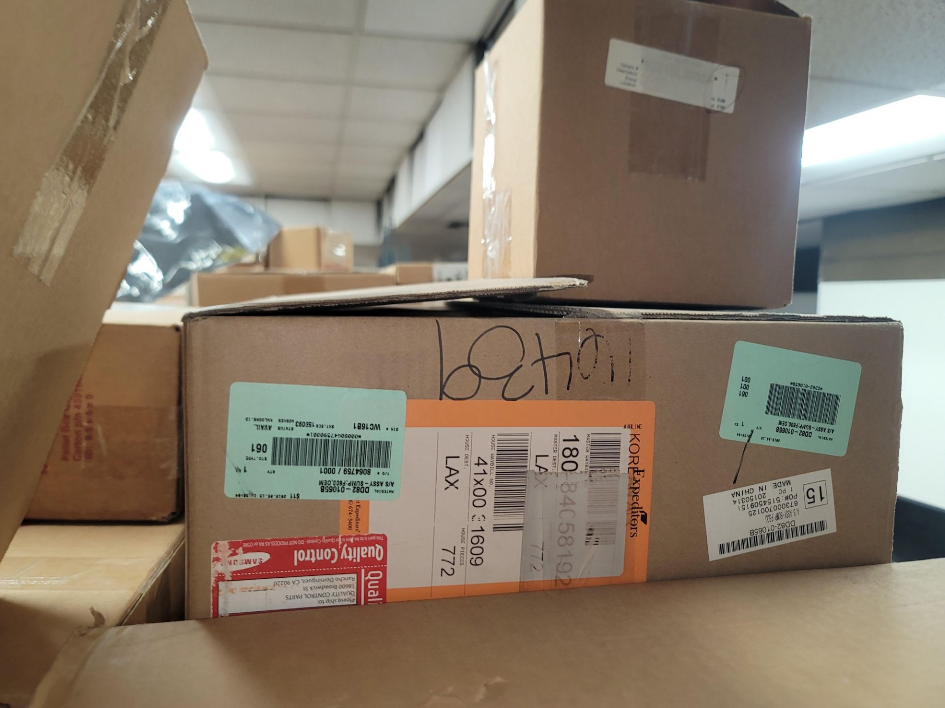 LOT - 8' SHELF UNIT W/ CONTENTS OF APPLIANCE REPLACEMENT PARTS - Image 6 of 19