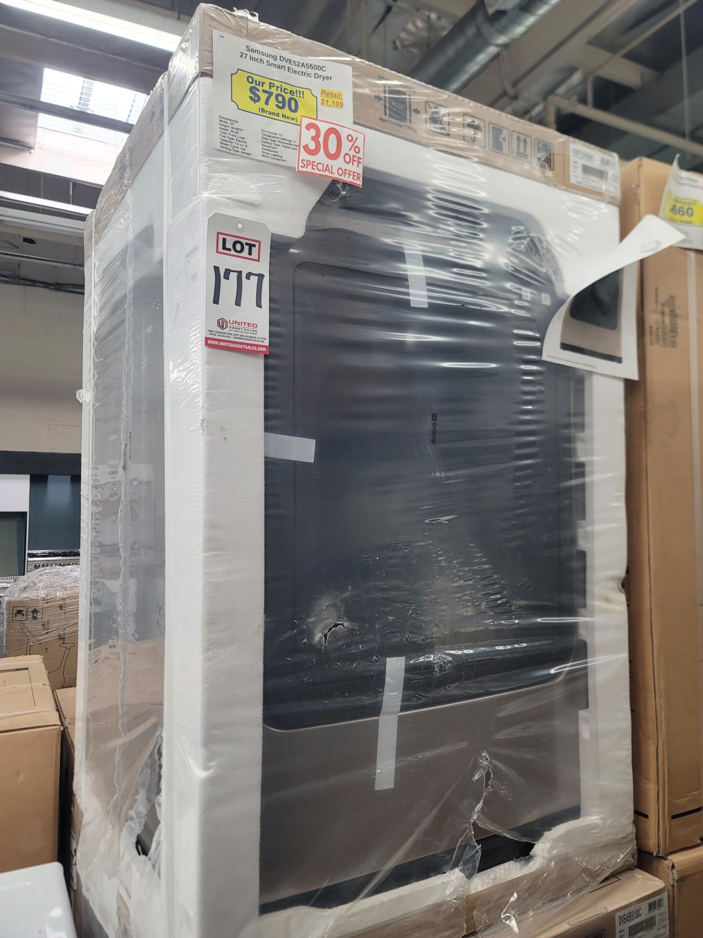 SAMSUNG 27" SMART ELECTRIC DRYER IN CHAMPAGNE, 7.4 CU. FT. CAPACITY, MODEL DVE52A5500C, IN