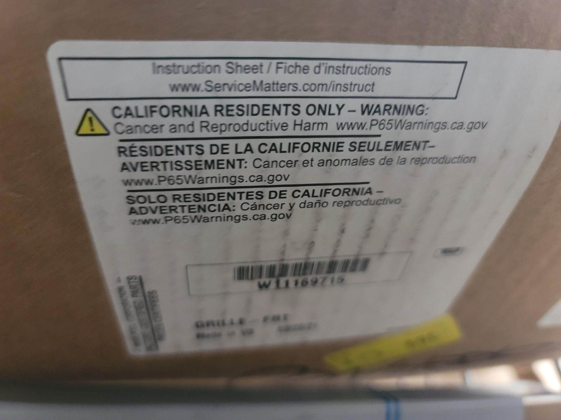 LOT - CONTENTS ONLY OF WIRE CART, TO CONTAIN APPLIANCE REPLACEMENT PARTS, PLUS BOX OF PARTS IN - Image 10 of 29