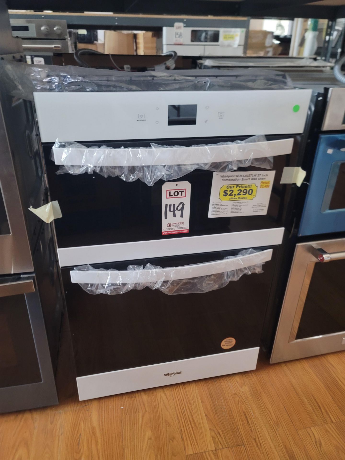 WHIRLPOOL 27" COMBINATION MICROWAVE & ELECTRIC WALL OVEN IN WHITE, CAPACITY: MICRO 1.4 CU. FT. /