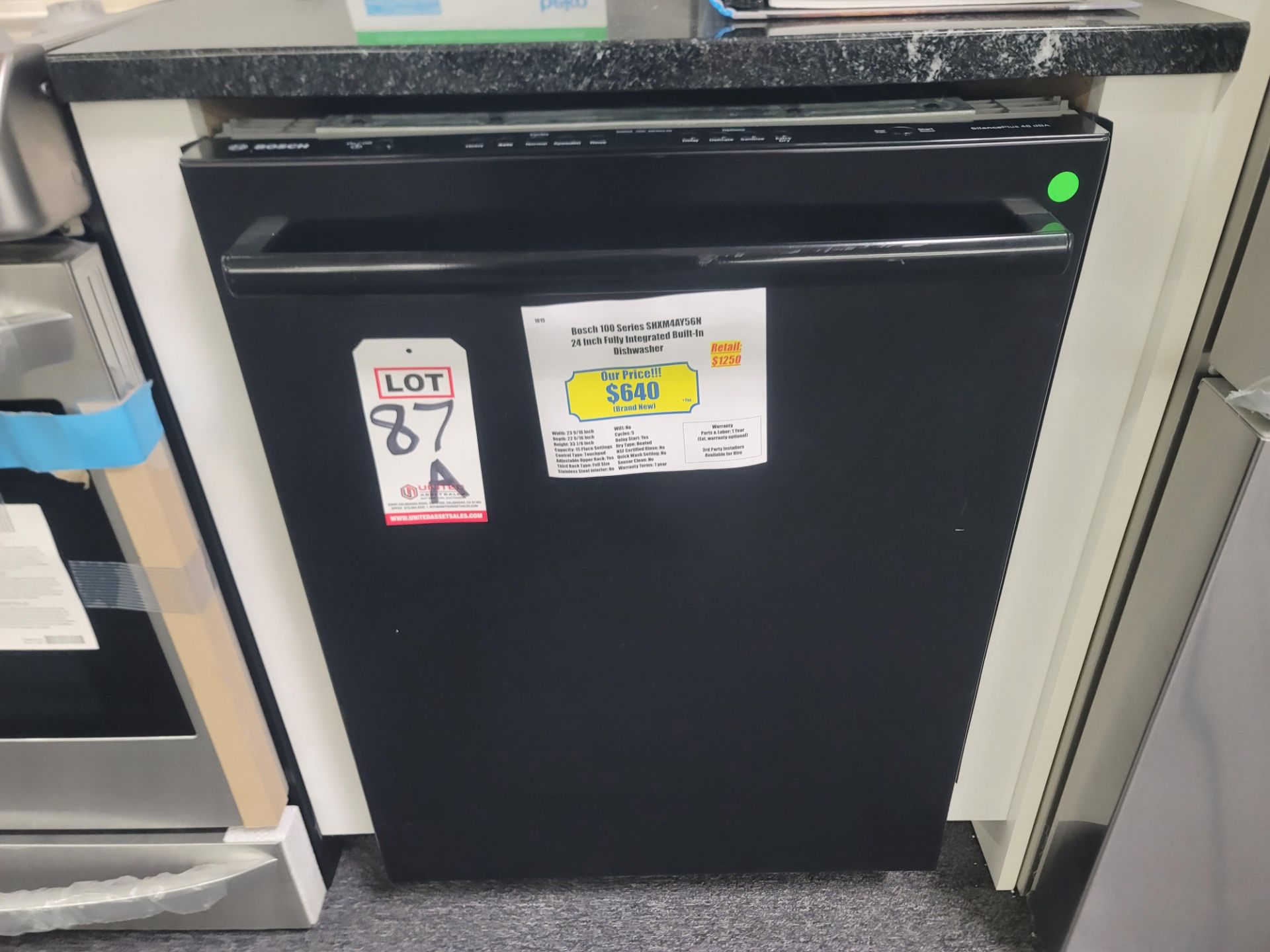 BOSCH 100 SERIES 24" FULLY INTEGRATED BUILT-IN DISHWASHER IN BLACK, MODEL SHXM4AY56N