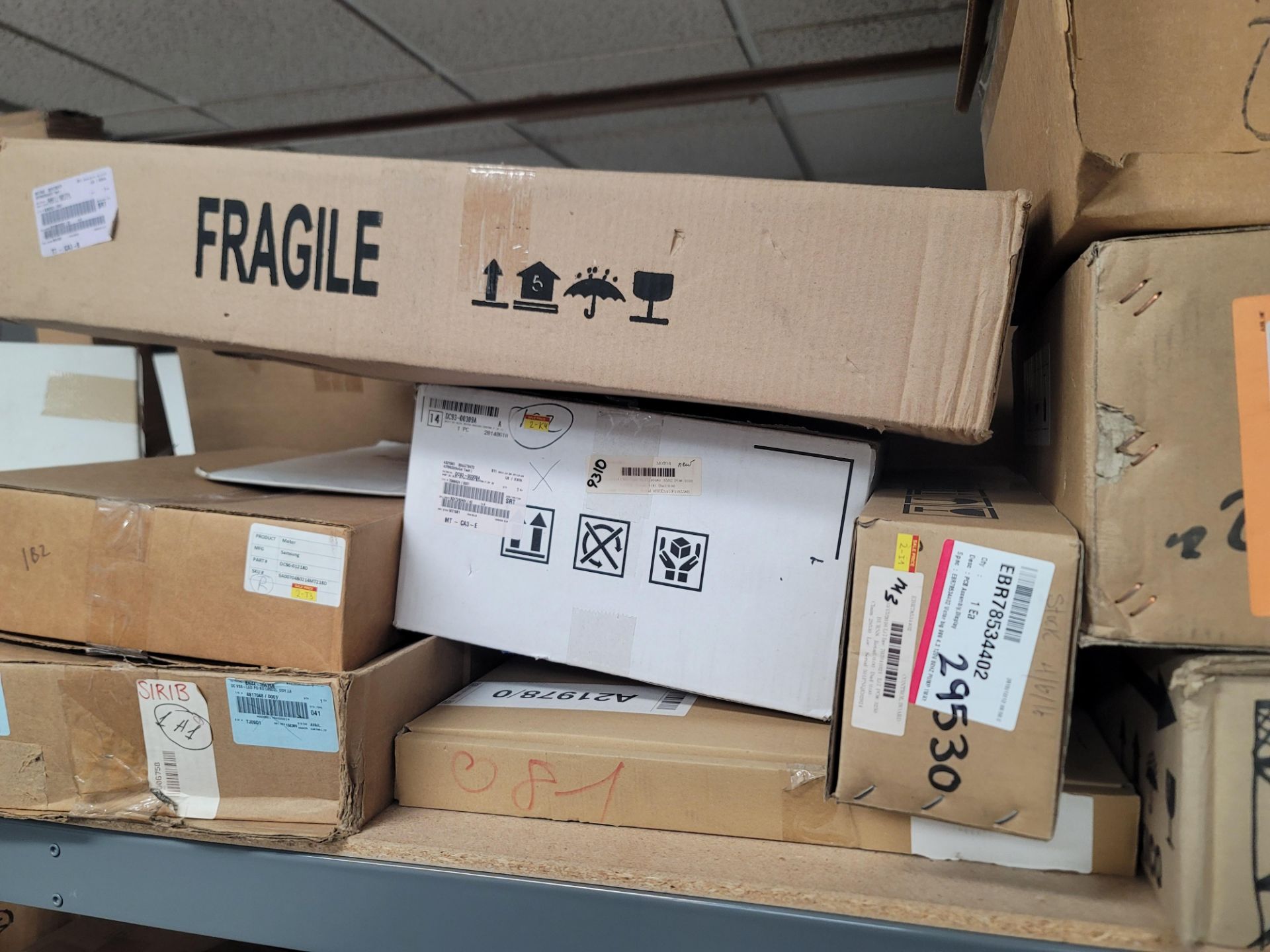 LOT - 8' SHELF UNIT W/ CONTENTS OF APPLIANCE REPLACEMENT PARTS - Image 3 of 19