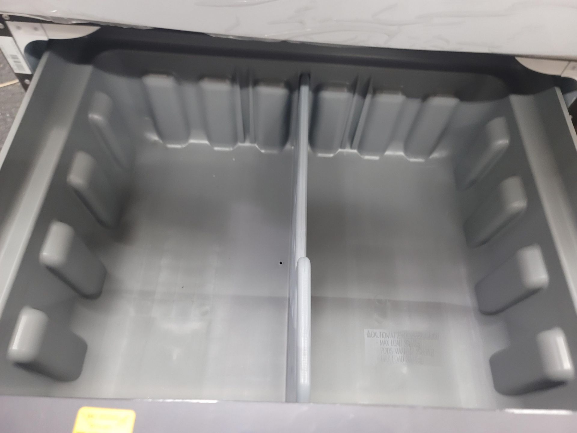 UNKNOWN 27" LAUNDRY PEDESTAL IN BLACK - Image 2 of 2