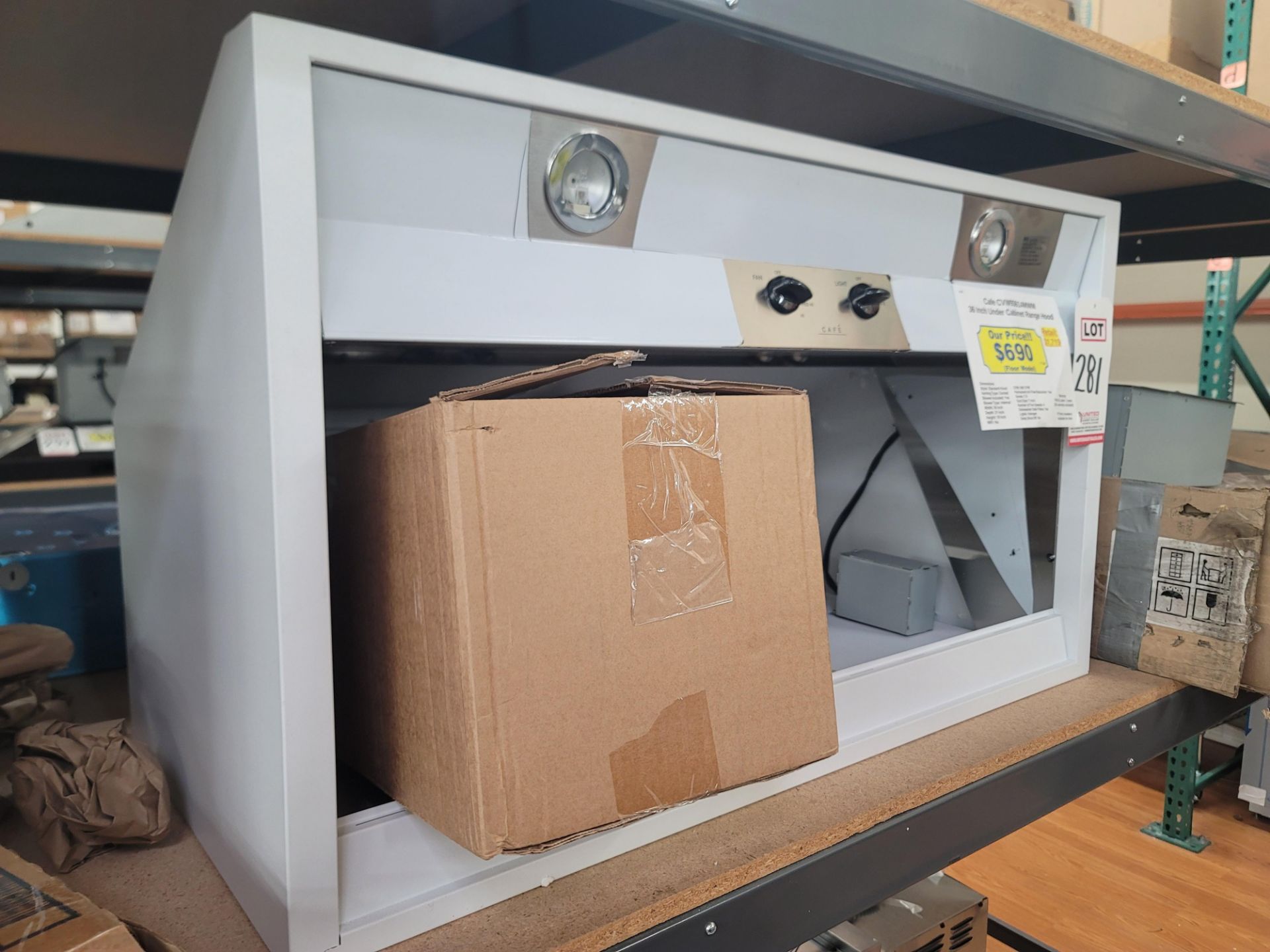 CAFE 36" UNDER CABINET RANGE HOOD IN MATTE WHITE, MODEL CVW93614MWM