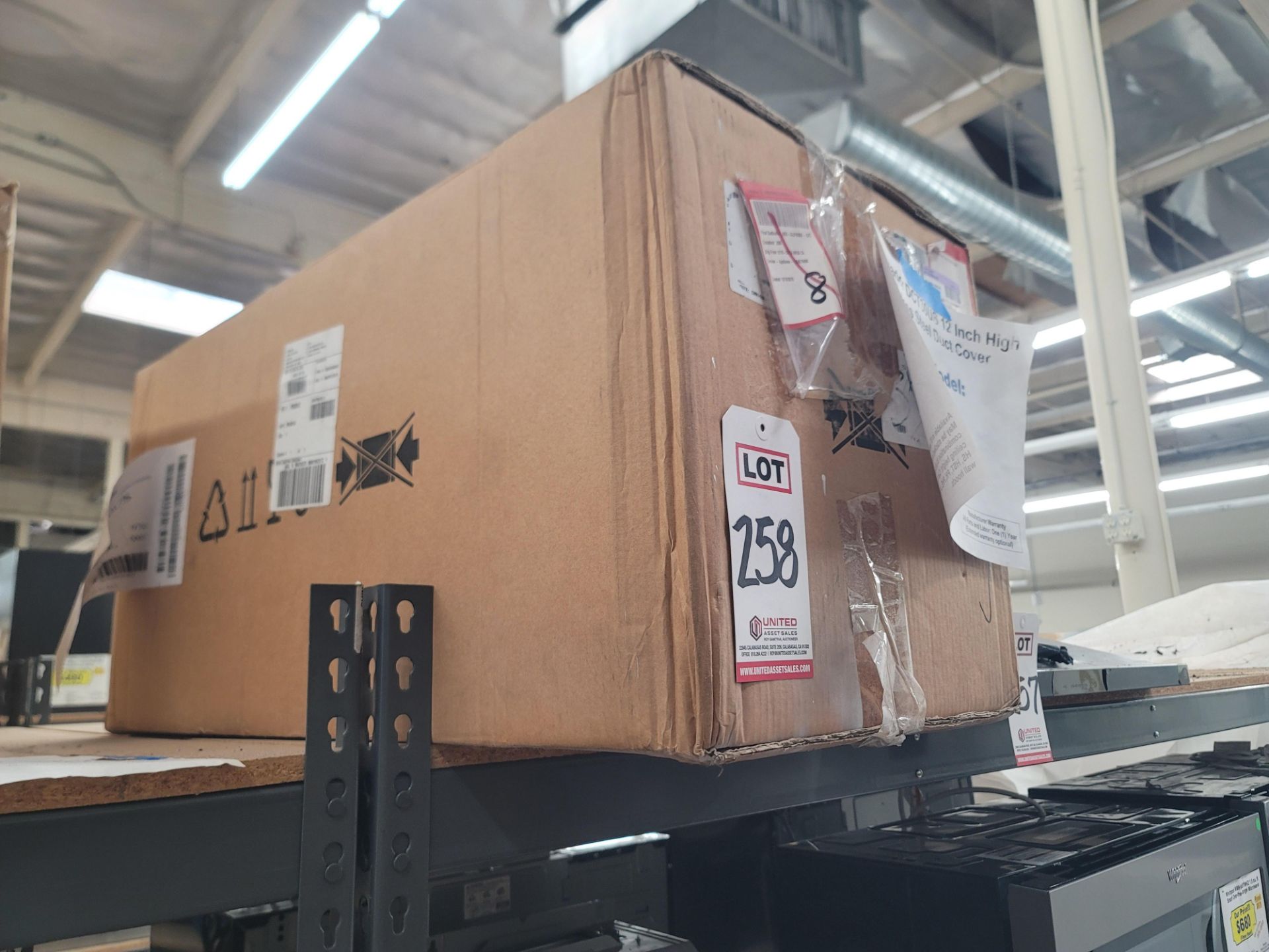 THERMADOR 12" HIGH STAINLESS STEEL DUCT COVER, MODEL DCT30US