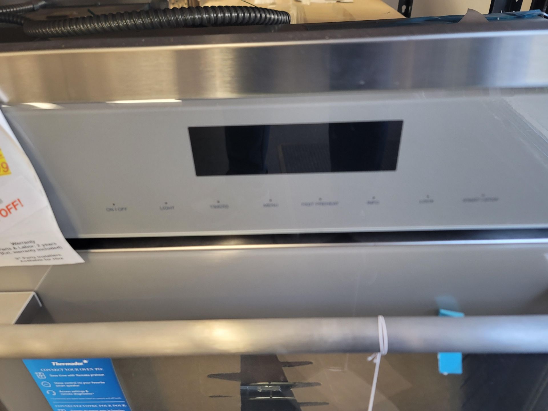 THERMADOR MASTERPIECE SERIES 30" SINGLE ELECTRIC WALL OVEN IN STAINLESS STEEL, MODEL ME301WS - Image 2 of 4