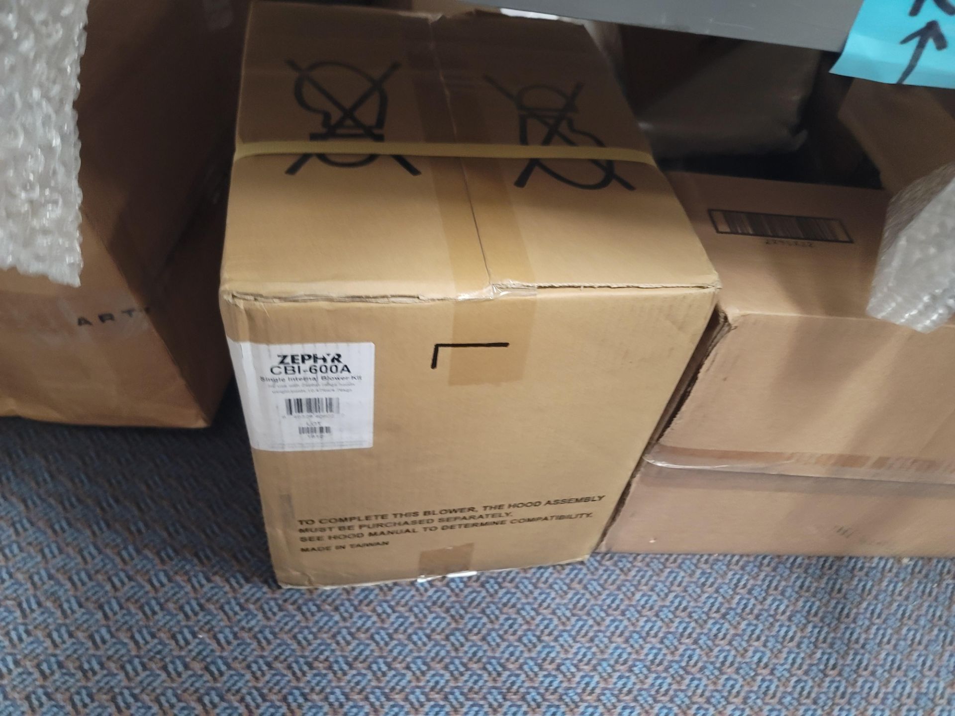 LOT - 8' SHELF UNIT W/ CONTENTS OF APPLIANCE REPLACEMENT PARTS - Image 16 of 17