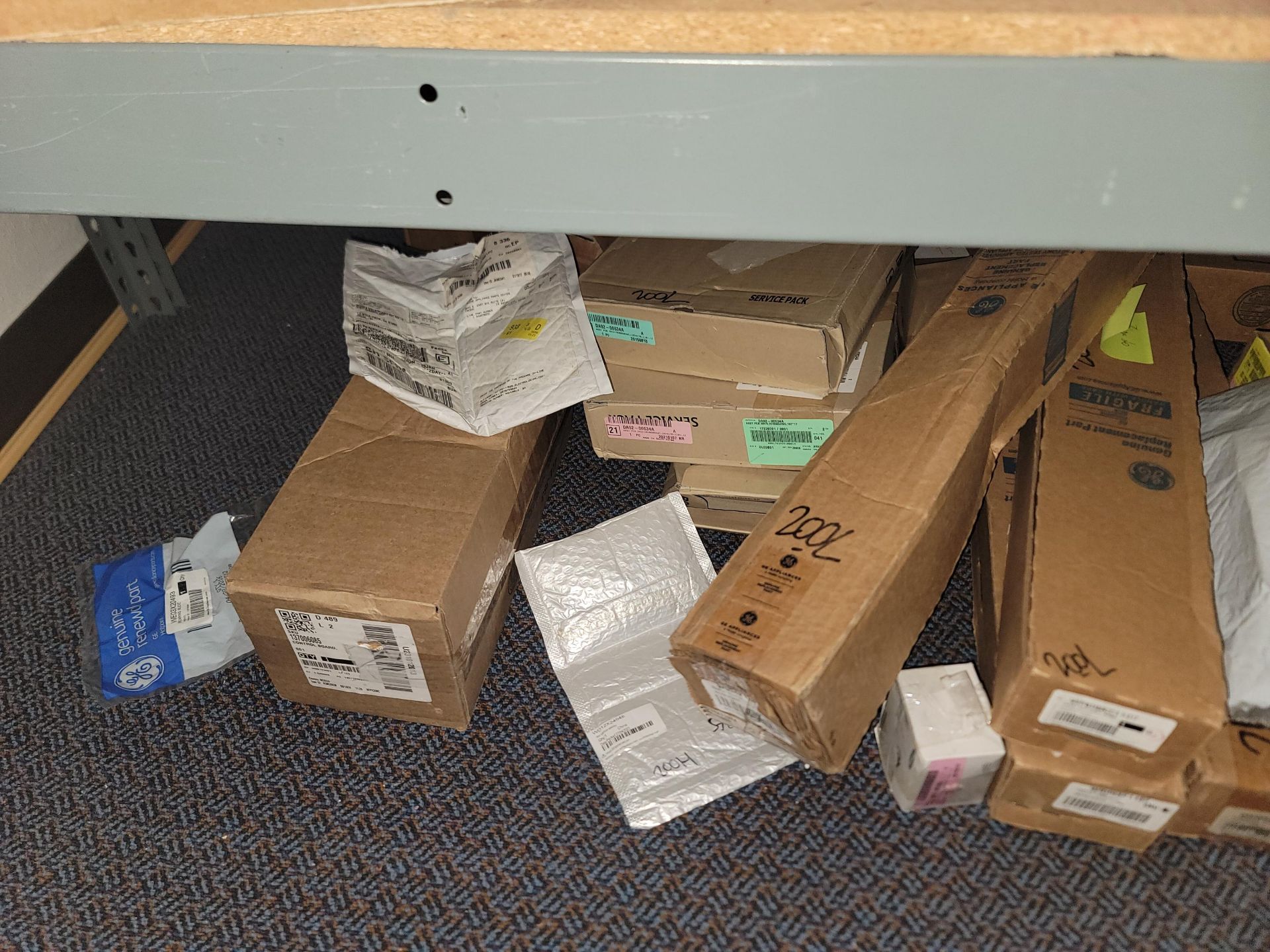 LOT - 8' SHELF UNIT W/ CONTENTS OF APPLIANCE REPLACEMENT PARTS - Image 14 of 16