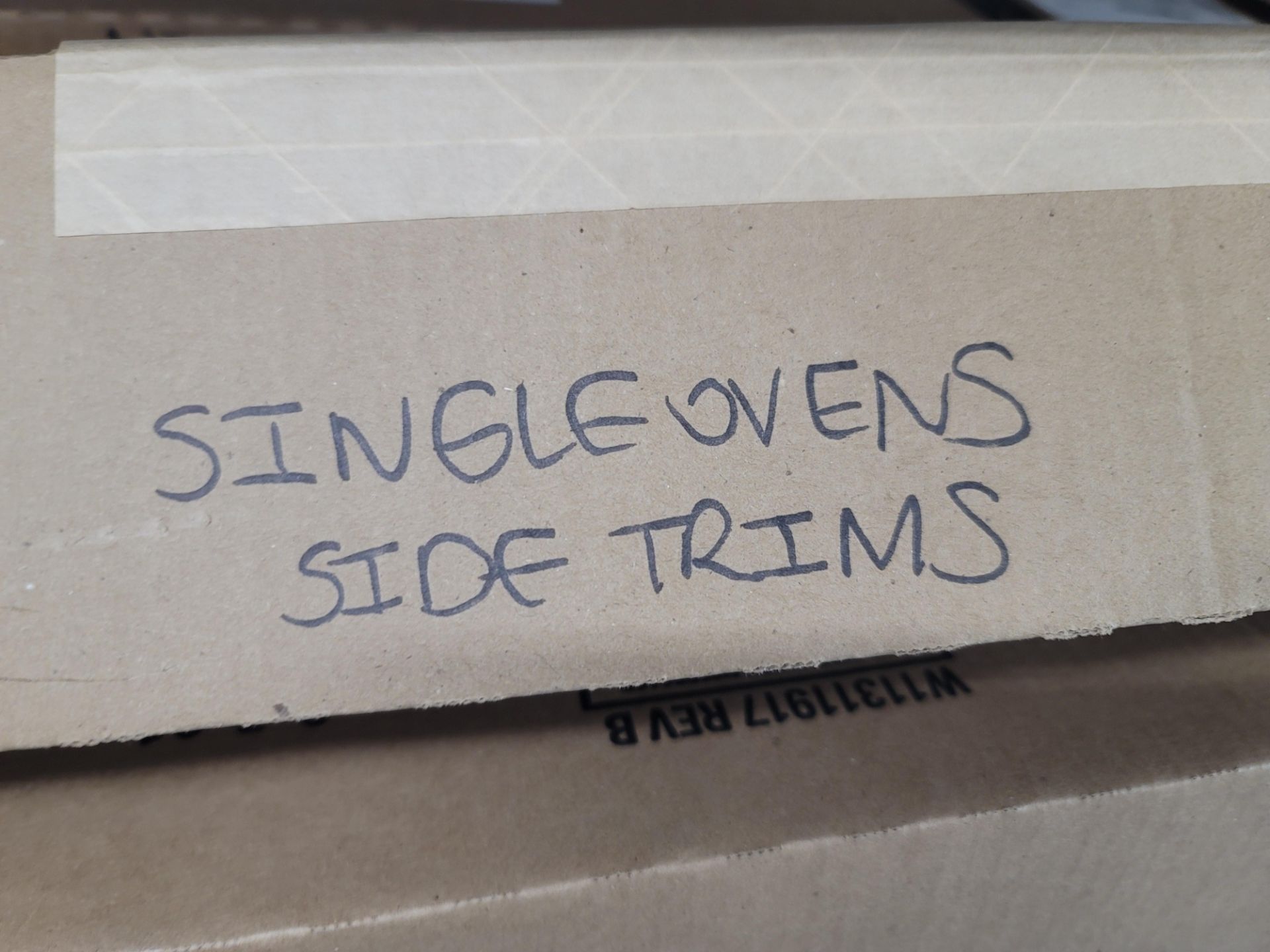 LOT - CONTENTS ONLY OF WIRE CART, TO CONTAIN APPLIANCE REPLACEMENT PARTS, PLUS BOX OF PARTS IN - Image 14 of 29