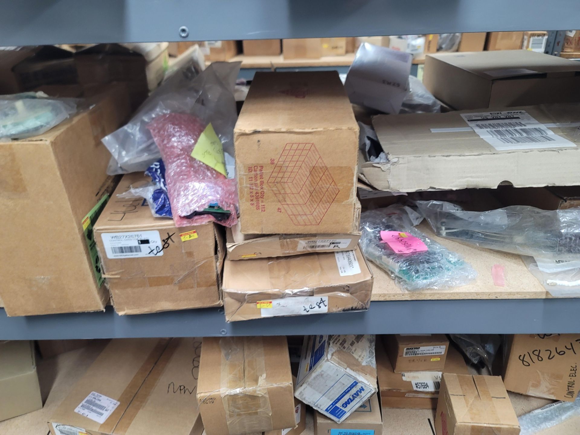 LOT - 8' SHELF UNIT W/ CONTENTS OF APPLIANCE REPLACEMENT PARTS - Image 13 of 33