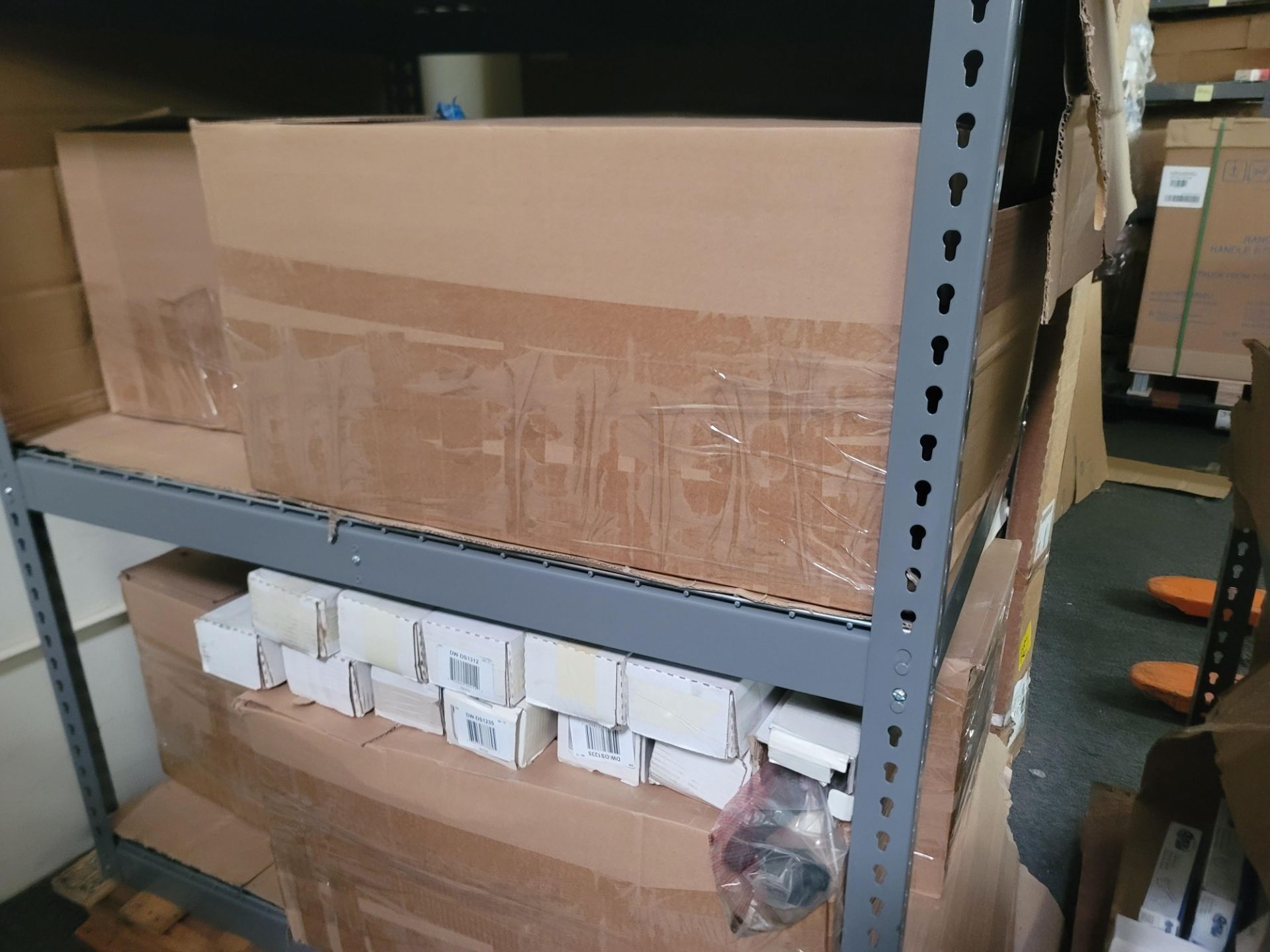 LOT - SHELF UNIT, 3' X 4', W/ CONTENTS OF CAR PARTS - Image 4 of 8