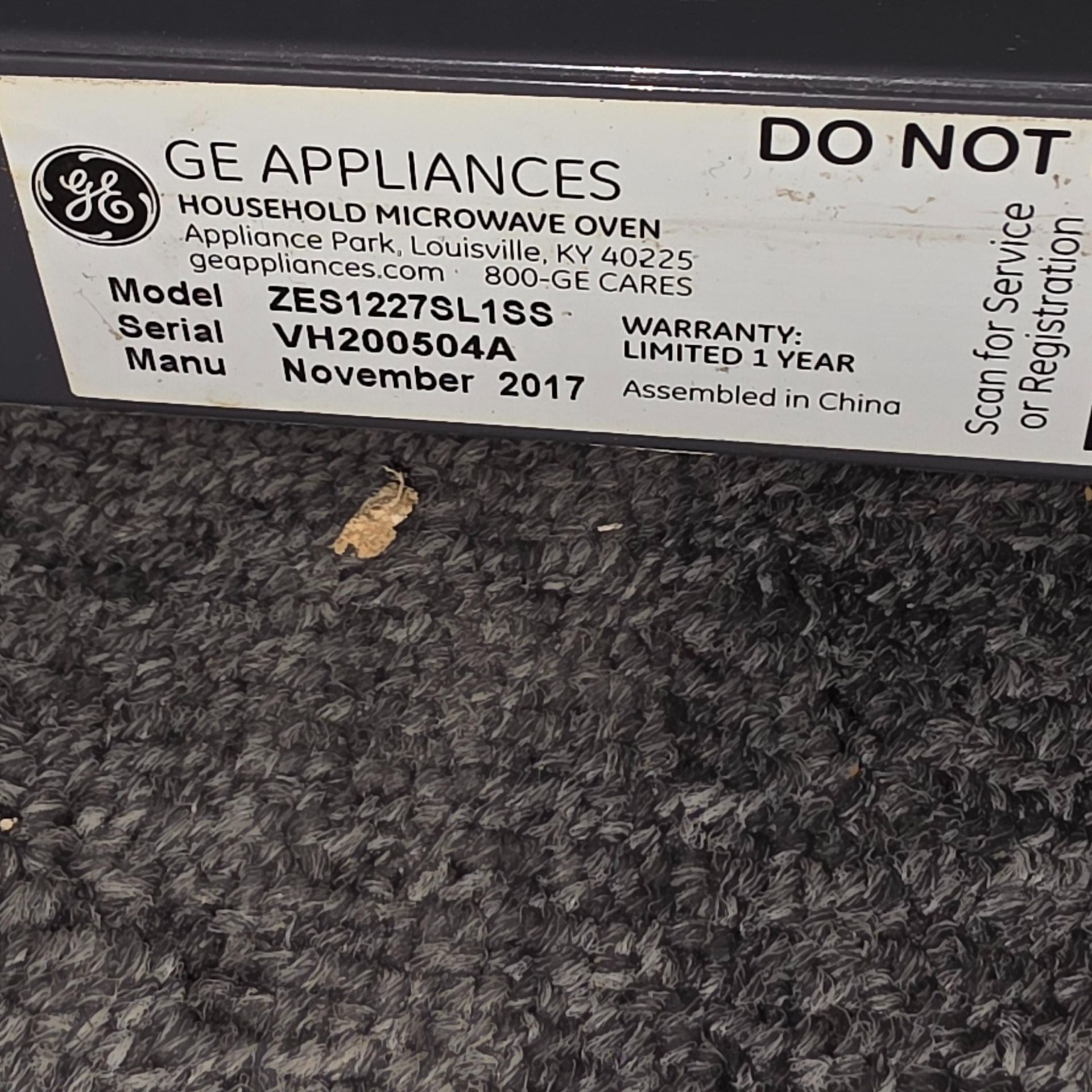 USED BREAKROOM MICROWAVE OVEN, GE MODEL ZES1227SL1SS - Image 3 of 3