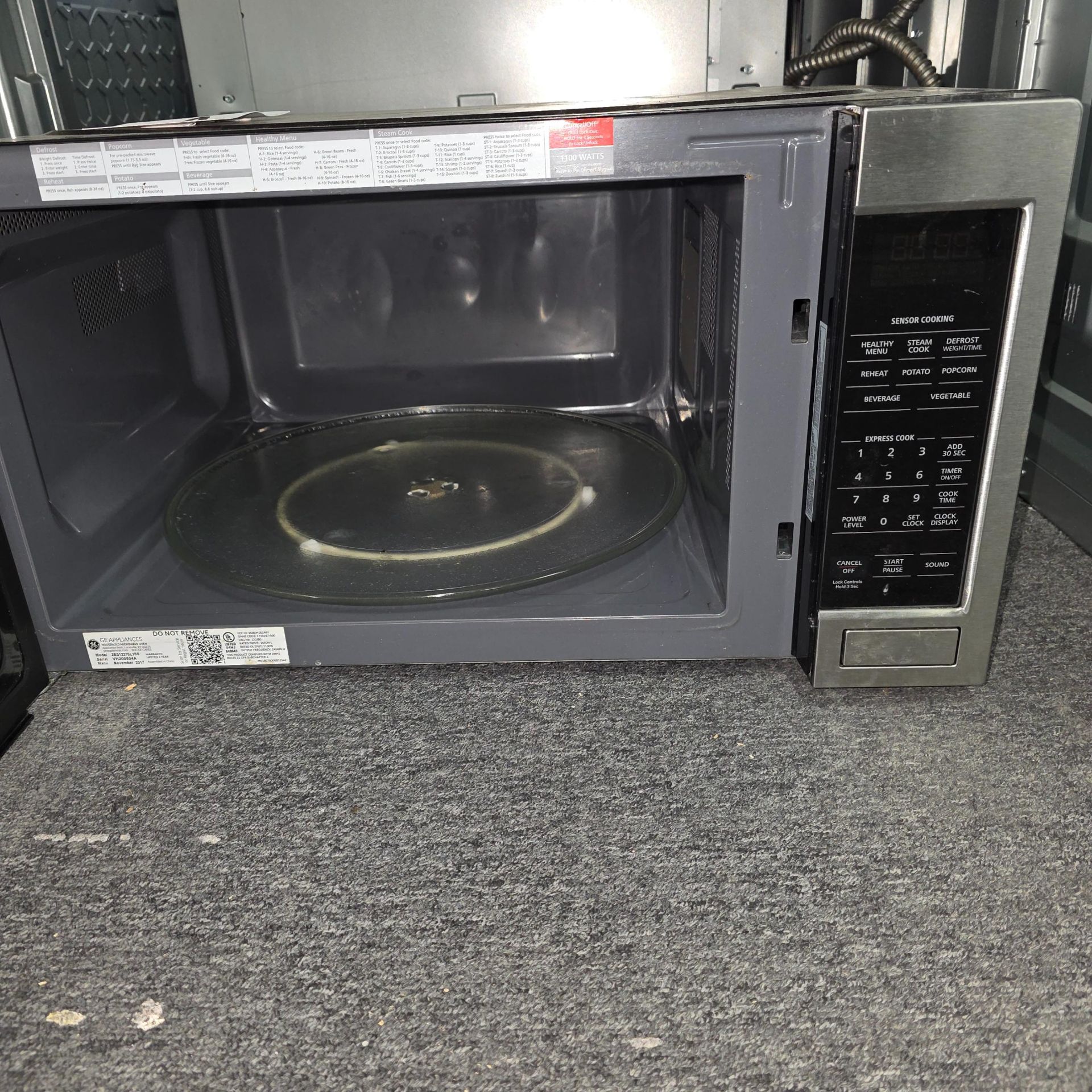 USED BREAKROOM MICROWAVE OVEN, GE MODEL ZES1227SL1SS - Image 2 of 3