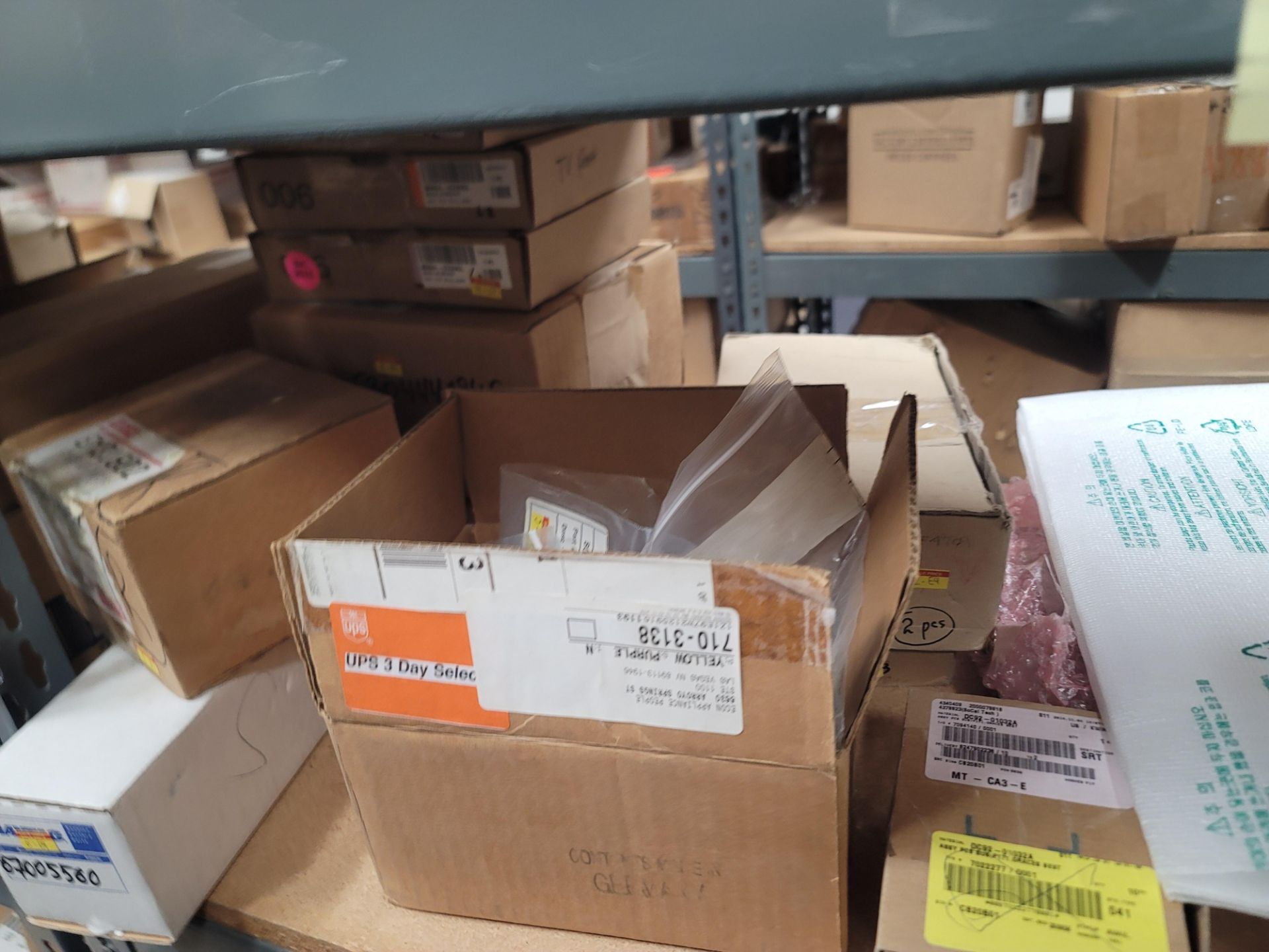 LOT - 8' SHELF UNIT W/ CONTENTS OF APPLIANCE REPLACEMENT PARTS - Image 16 of 19