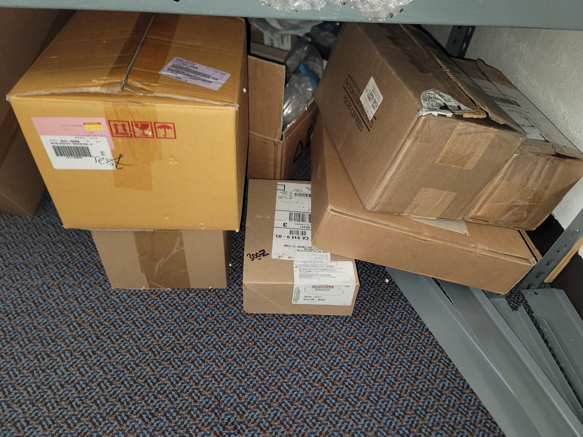 LOT - 8' SHELF UNIT W/ CONTENTS OF APPLIANCE REPLACEMENT PARTS - Image 14 of 16