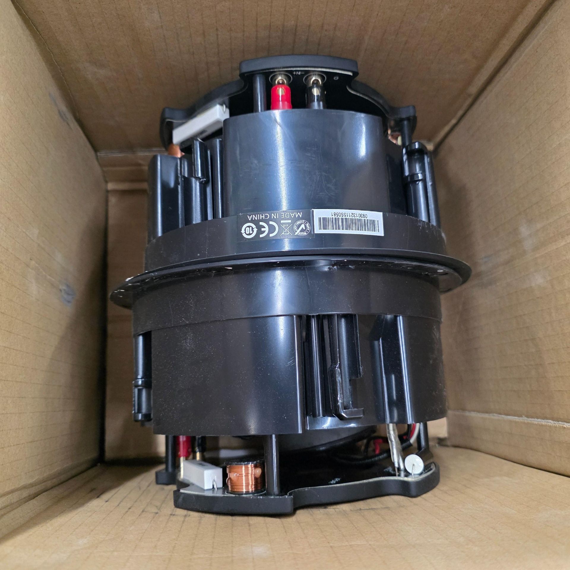 LOT - (2) SONANCE VP64R IN-CEILING SPEAKERS