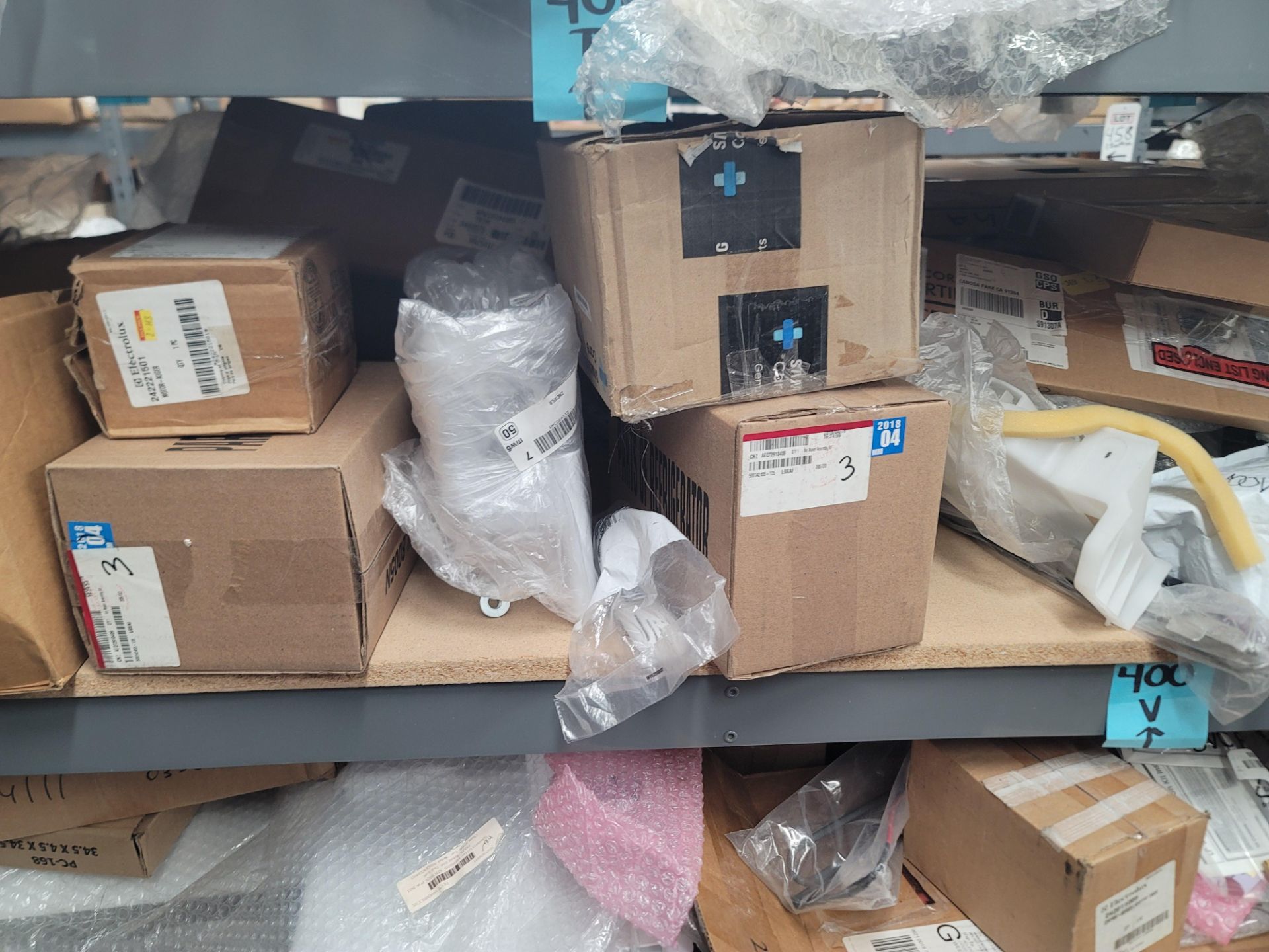 LOT - 8' SHELF UNIT W/ CONTENTS OF APPLIANCE REPLACEMENT PARTS - Image 7 of 16