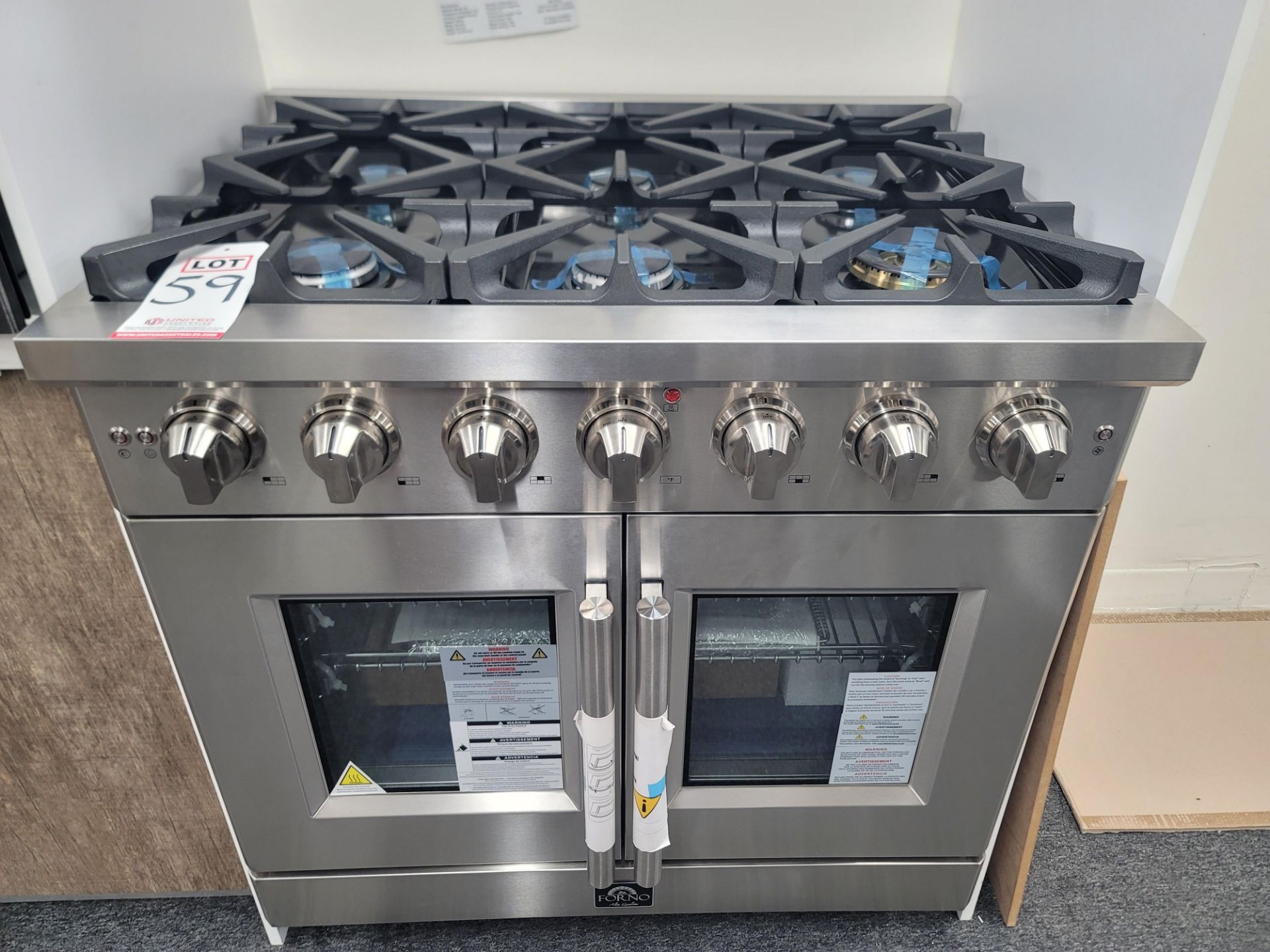 FORNO MASSIMO 36" FREESTANDING ALL GAS RANGE W/ (6) BURNERS AND 5.36 CU. FT. OVEN CAPACITY IN