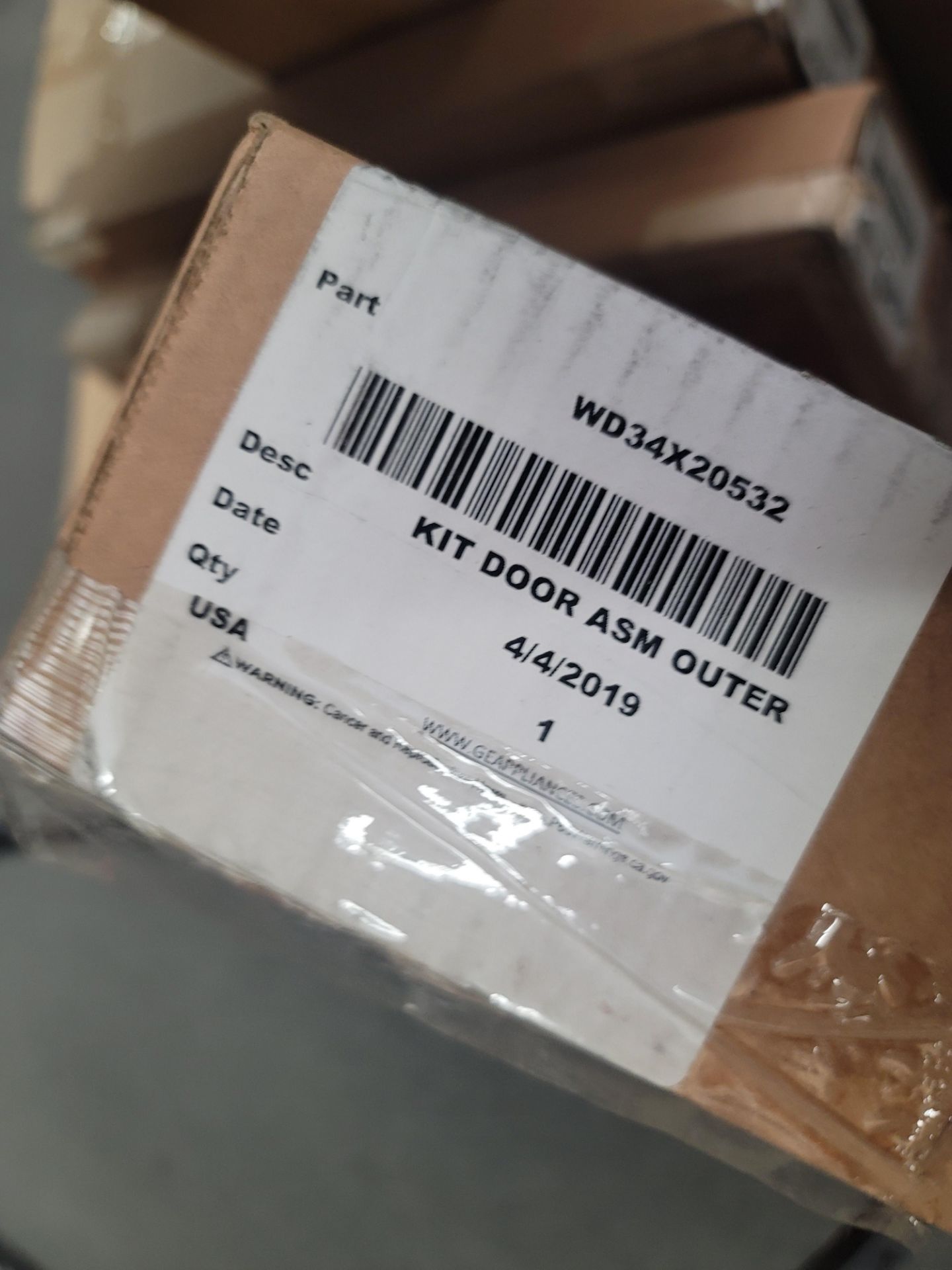 LOT - CONTENTS OF (2) 8' X 4' SHELVES, TO INCLUDE LOOSE AND BOXED APPLIANCE REPLACEMENT PARTS - Image 15 of 20