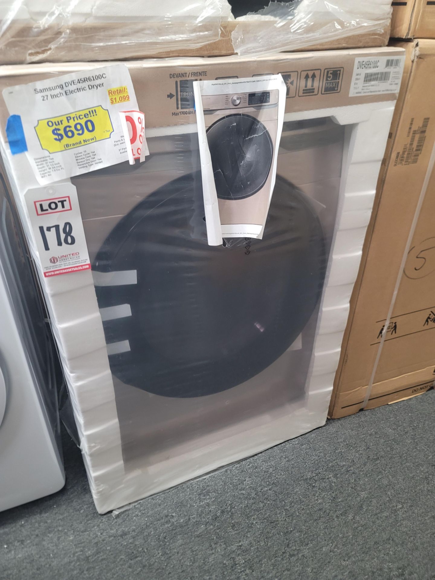 SAMSUNG 27" ELECTRIC DRYER IN CHAMPAGNE, 7.5 CU. FT. CAPACITY, MODEL DVE45R6100C, IN ORIGINAL