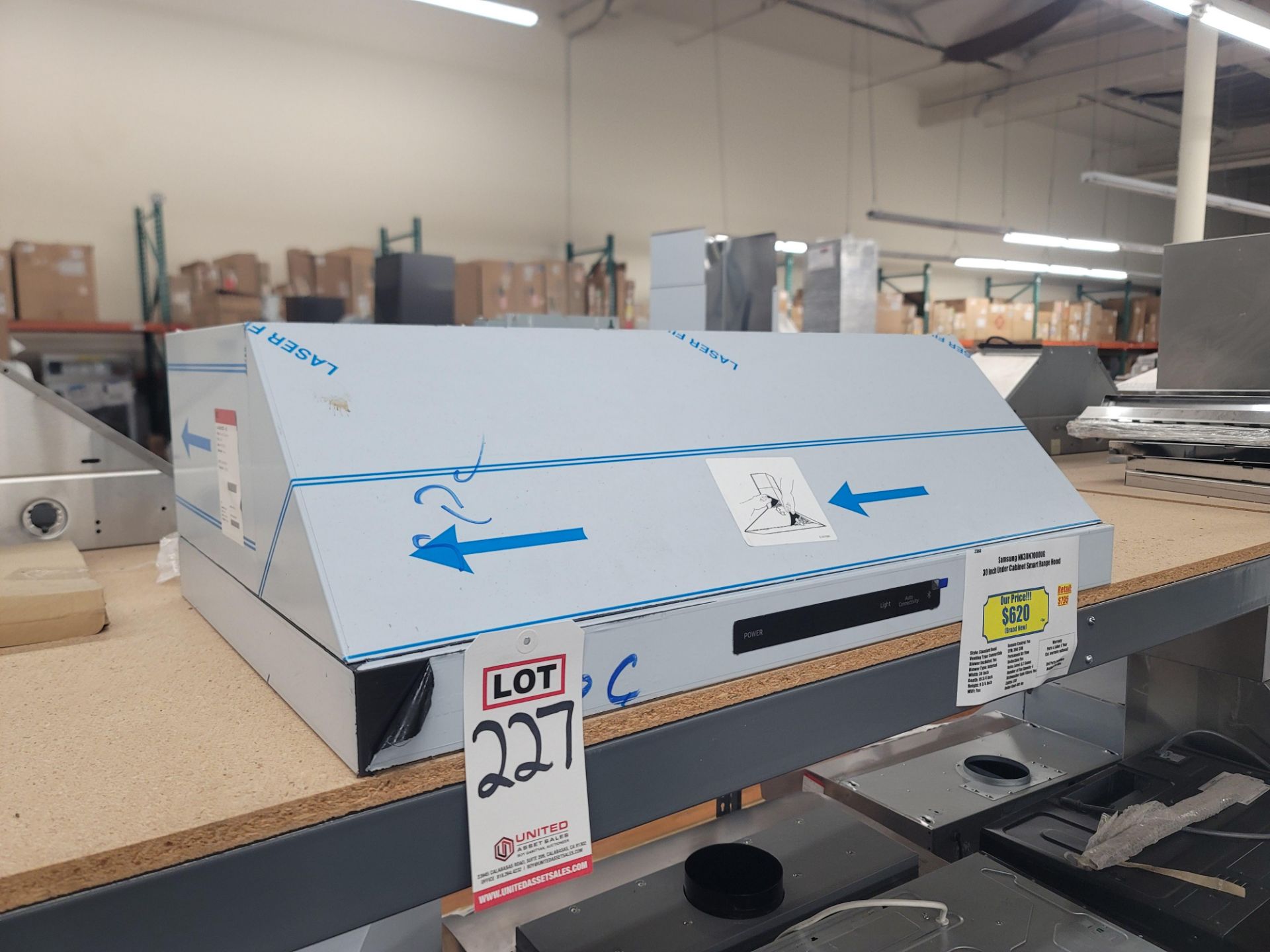 SAMSUNG 30" UNDER CABINET SMART RANGE HOOD, MODEL NK30N7000UG