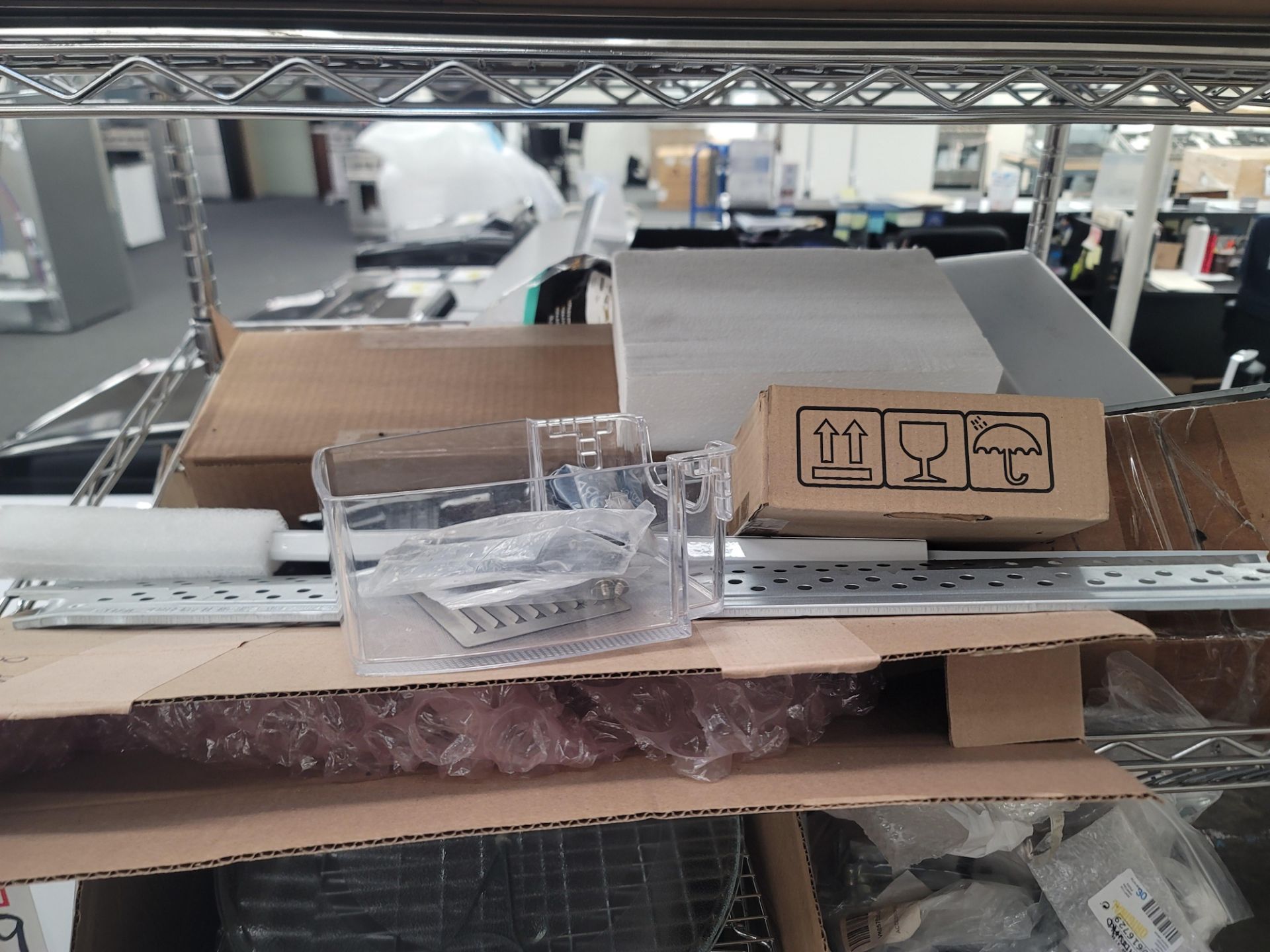 LOT - WIRE SHELF ON CASTERS, W/ CONTENTS OF APPLIANCE REPLACEMENT PARTS - Image 4 of 10