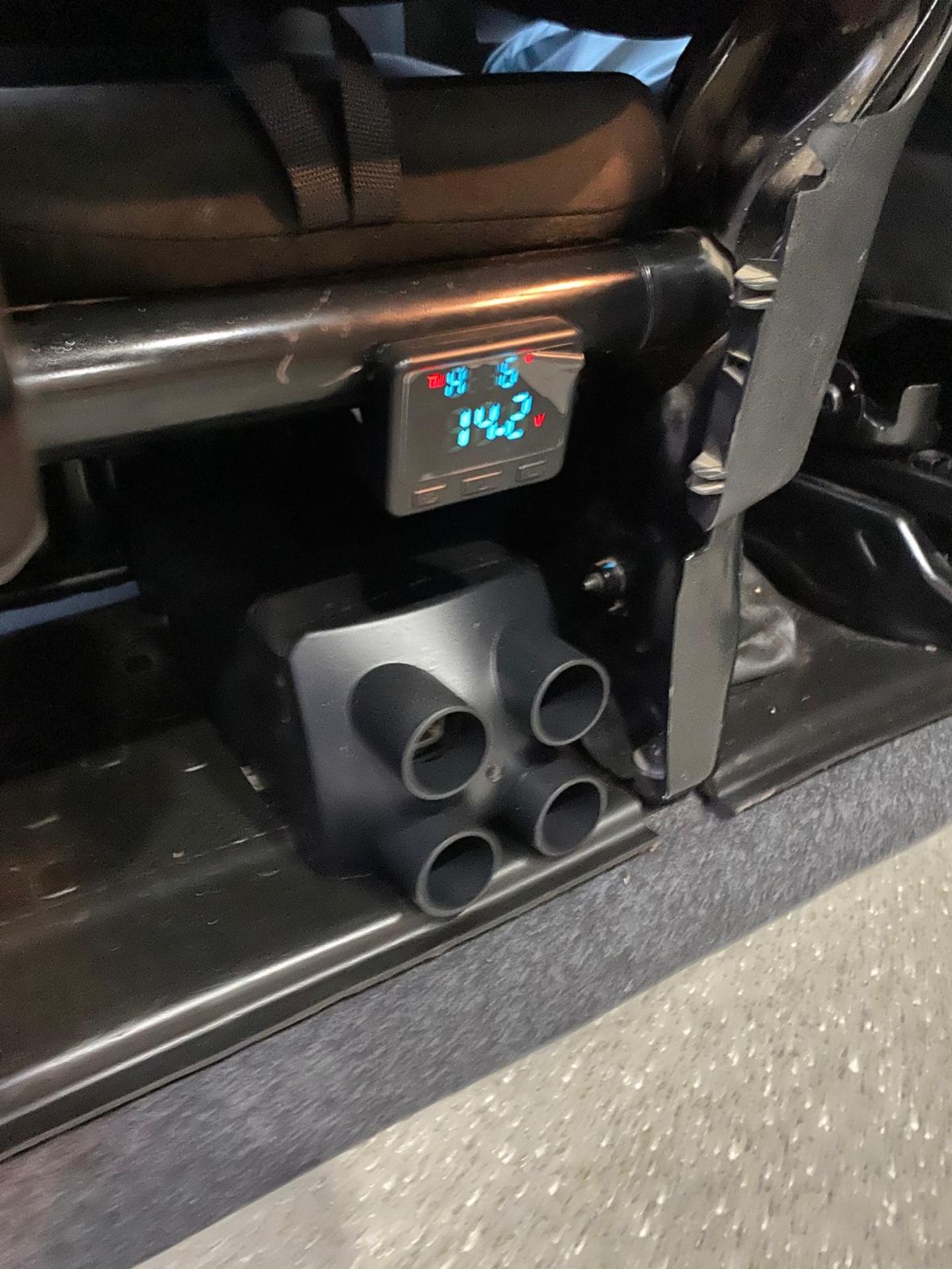 2014 64 VAUXHALL VIVARO 2900 SPORTIVE CDTI CAMPERVAN - 163K MILES - 5 SEATS -- 240V HOOKUP - NO VAT - Image 16 of 22