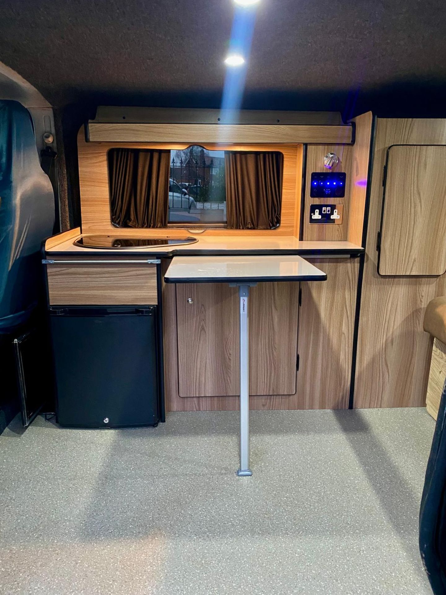 2014 64 VAUXHALL VIVARO 2900 SPORTIVE CDTI CAMPERVAN - 163K MILES - 5 SEATS -- 240V HOOKUP - NO VAT - Image 11 of 22