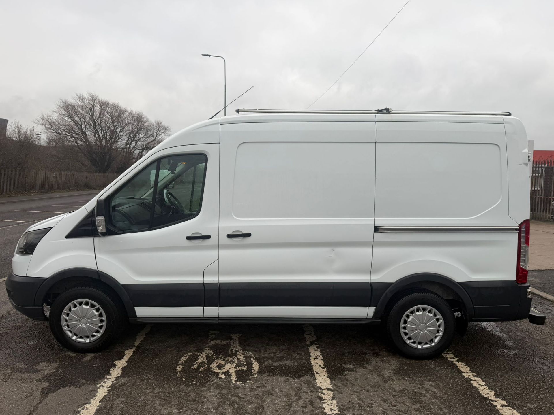 2016 66 FORD TRANSIT WORKSHOP VAN - 77K MILES - INTERNAL RACKING - 1 KEY - Image 10 of 31