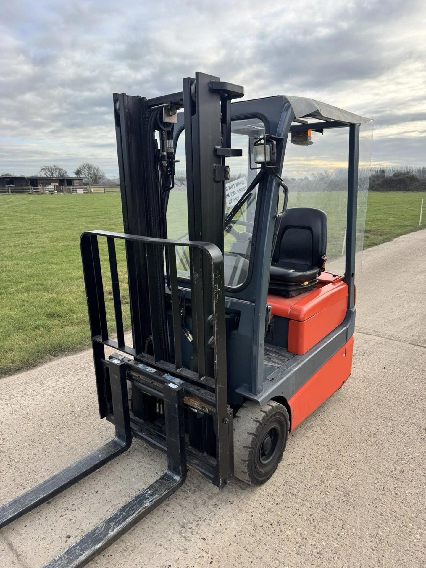 TOYOTA 1.2 TONNE ELECTRIC FORKLIFT TRUCK *12% BP*