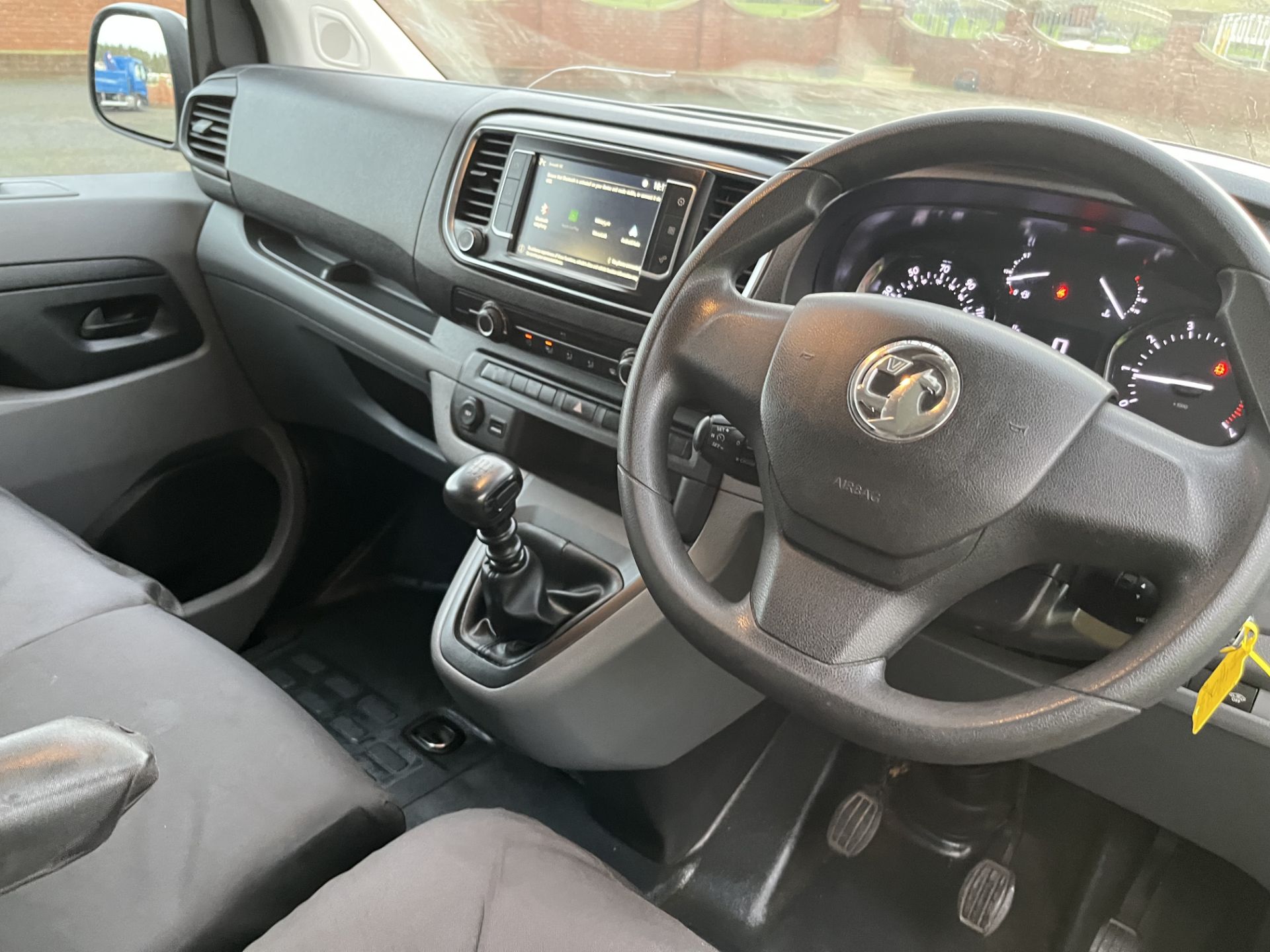 2022 22 VAUXHALL VIVARO F3100 SPORTIVE S/S PANEL VAN - 128K MILES - PLY LINED - Image 7 of 20