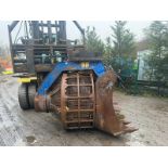 TREVI-BENNE 54” HYDRAULIC SCREENING BUCKET WITH TEETH