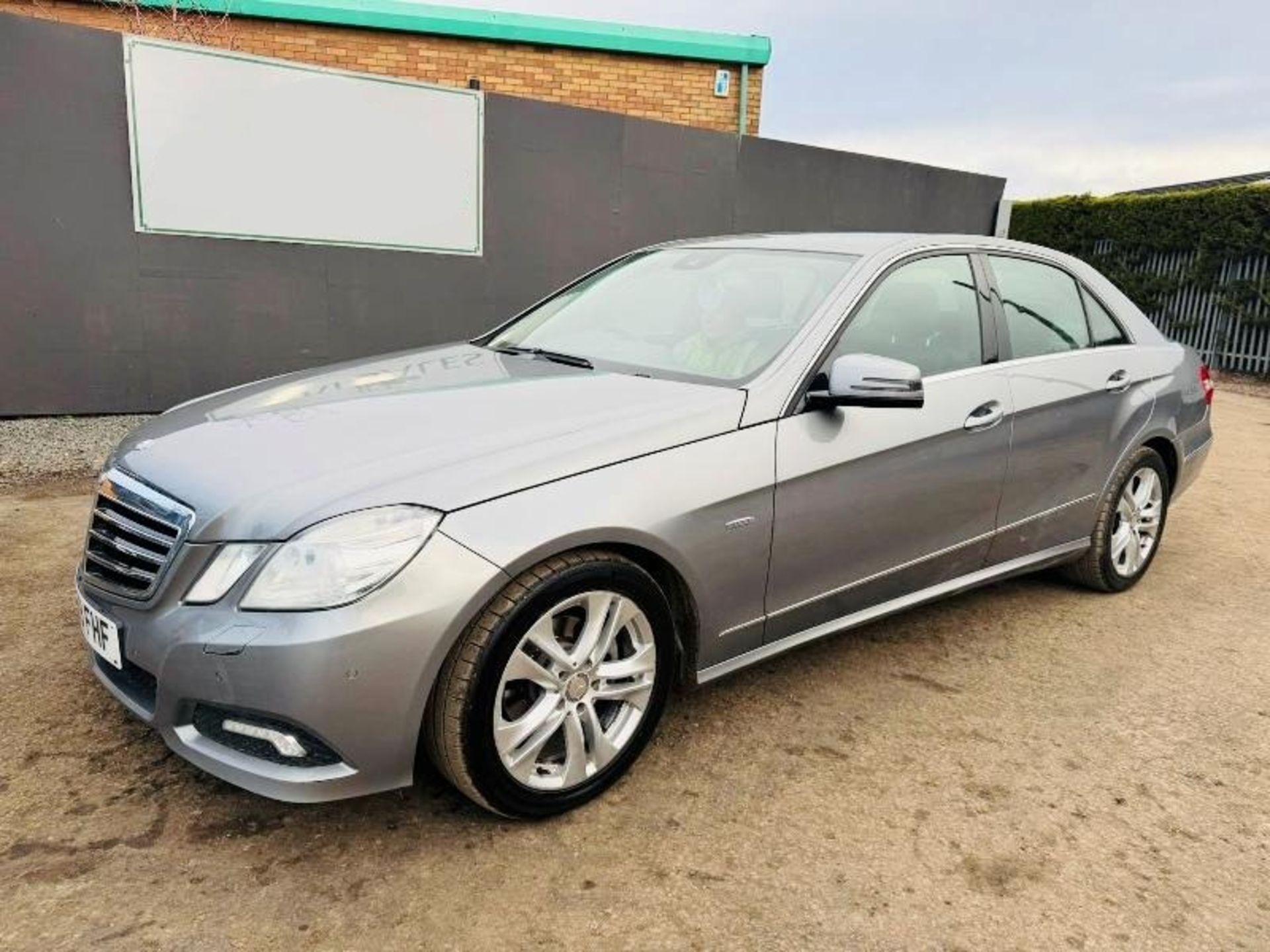 2010 59 MERCEDES E200 BLUEF-CY A-GARDE CDI *316351 MILES* - Image 10 of 14