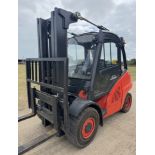 LINDE H50D 5 TONNE DIESEL FORKLIFT TRUCK WITH FULL HEATED CAB TRIPLE MAST