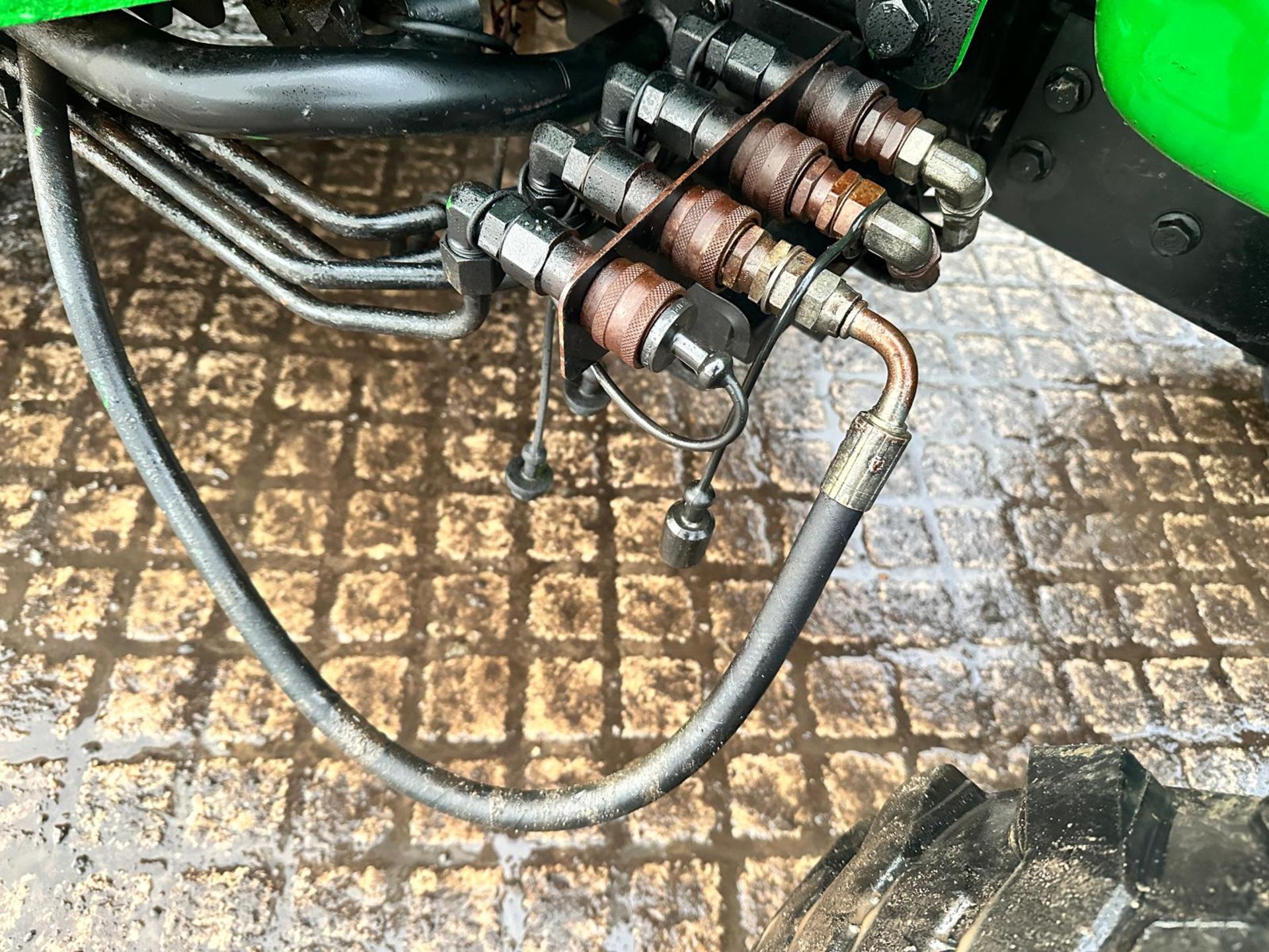 JOHN DEERE 4300 32HP 4WD COMPACT TRACTOR - REAR PTO - 4 WHEEL DRIVES - Image 7 of 14